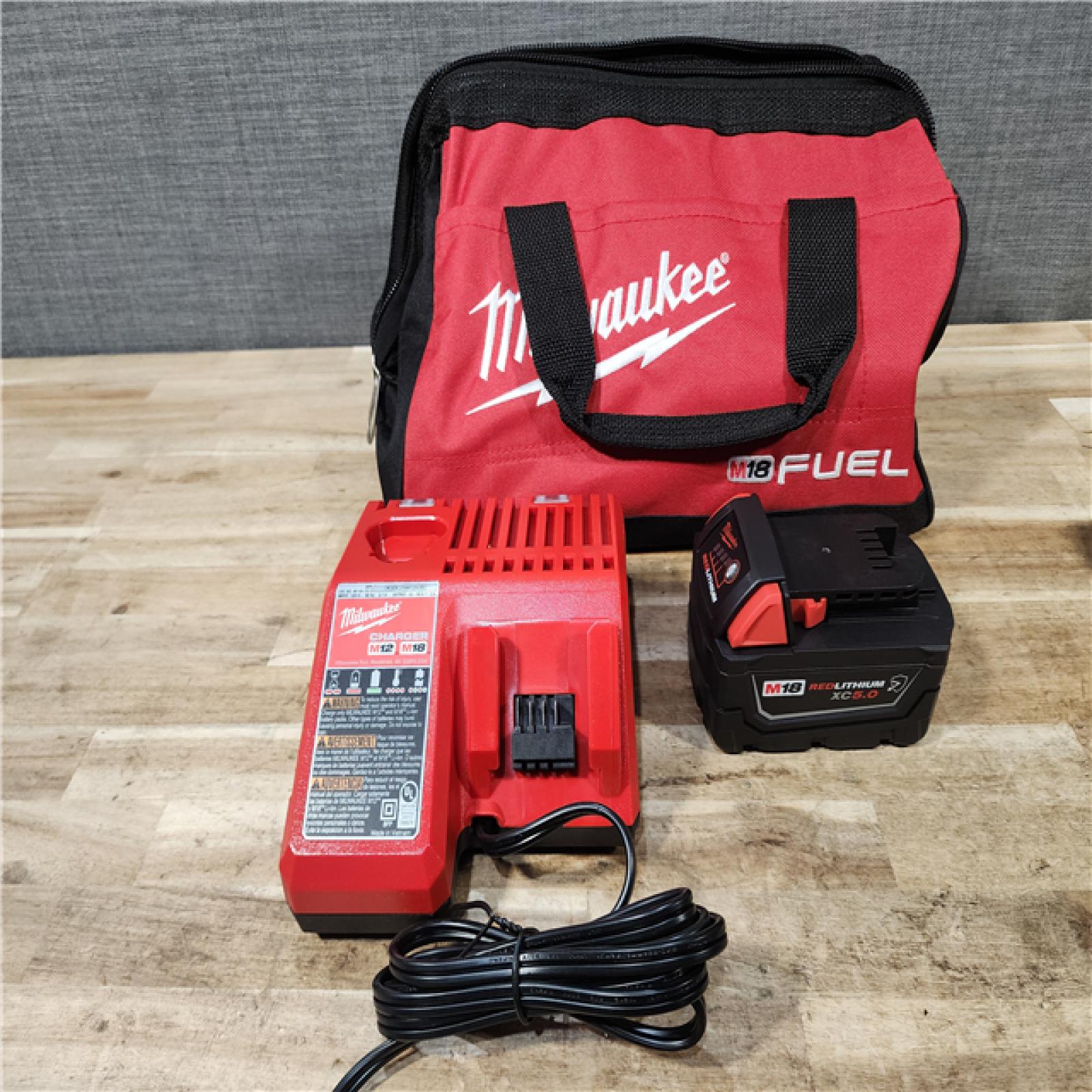 HOUSTON LOCATION - AS-IS Milwaukee FUEL 18V Lithium-Ion Brushless Cordless 1/2 in. Impact Wrench w/Friction Ring Kit
