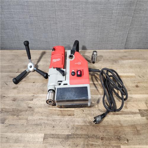 HOUSTON LOCATION - AS-IS Milwaukee Electromagnetic Drill Kit