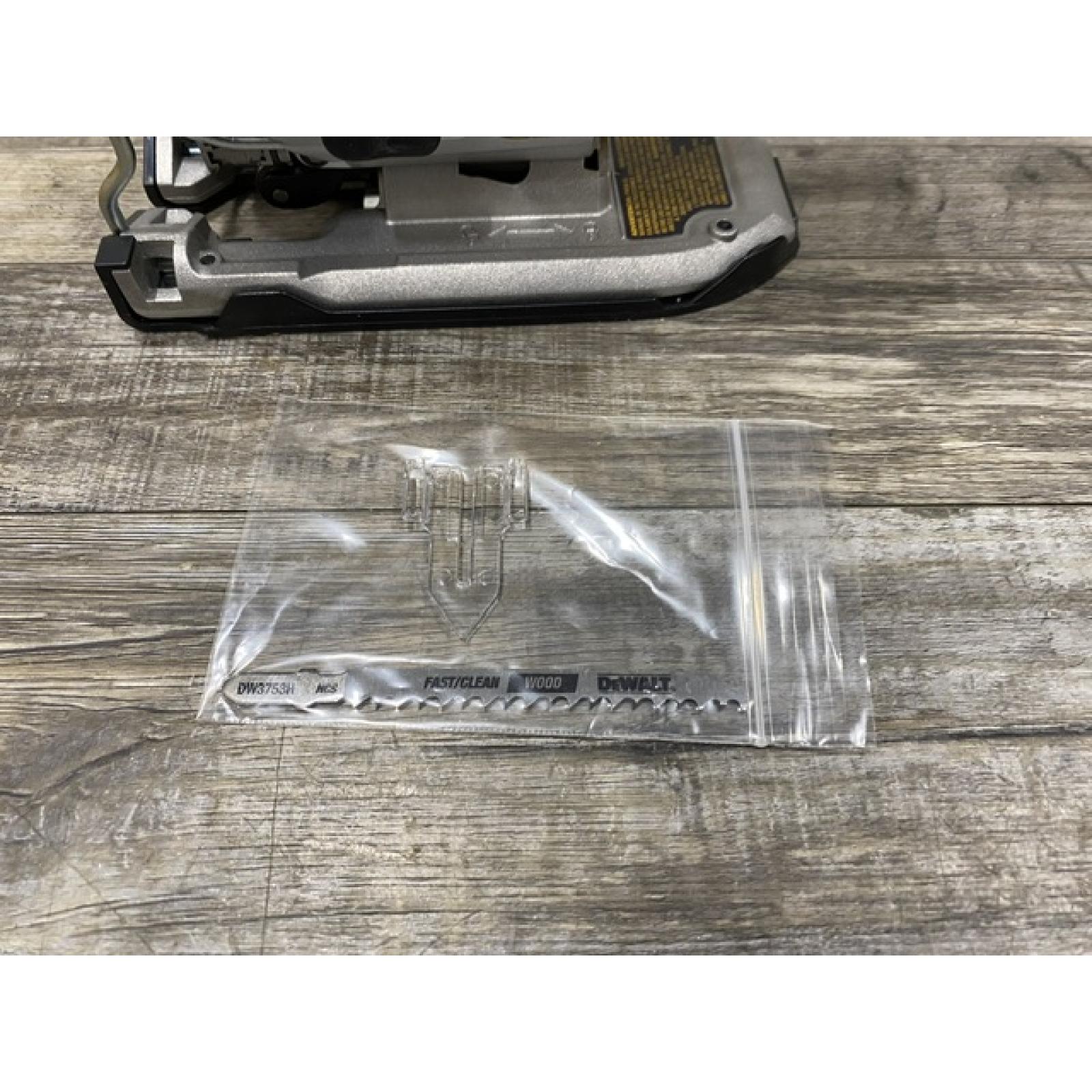 AS-IS DEWALT 20V MAX XR Cordless Barrel Grip Jigsaw (Tool Only)