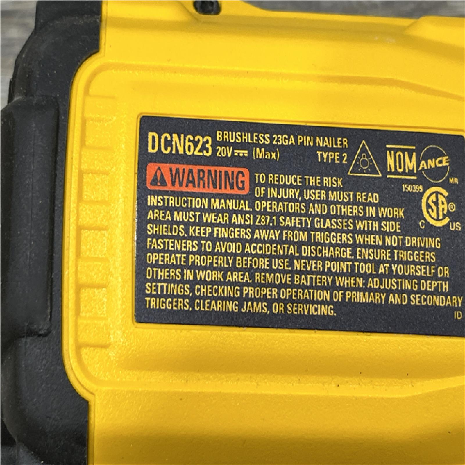AS-IS DEWALT ATOMIC 20V MAX Lithium Ion Cordless 23 Gauge Pin Nailer Kit