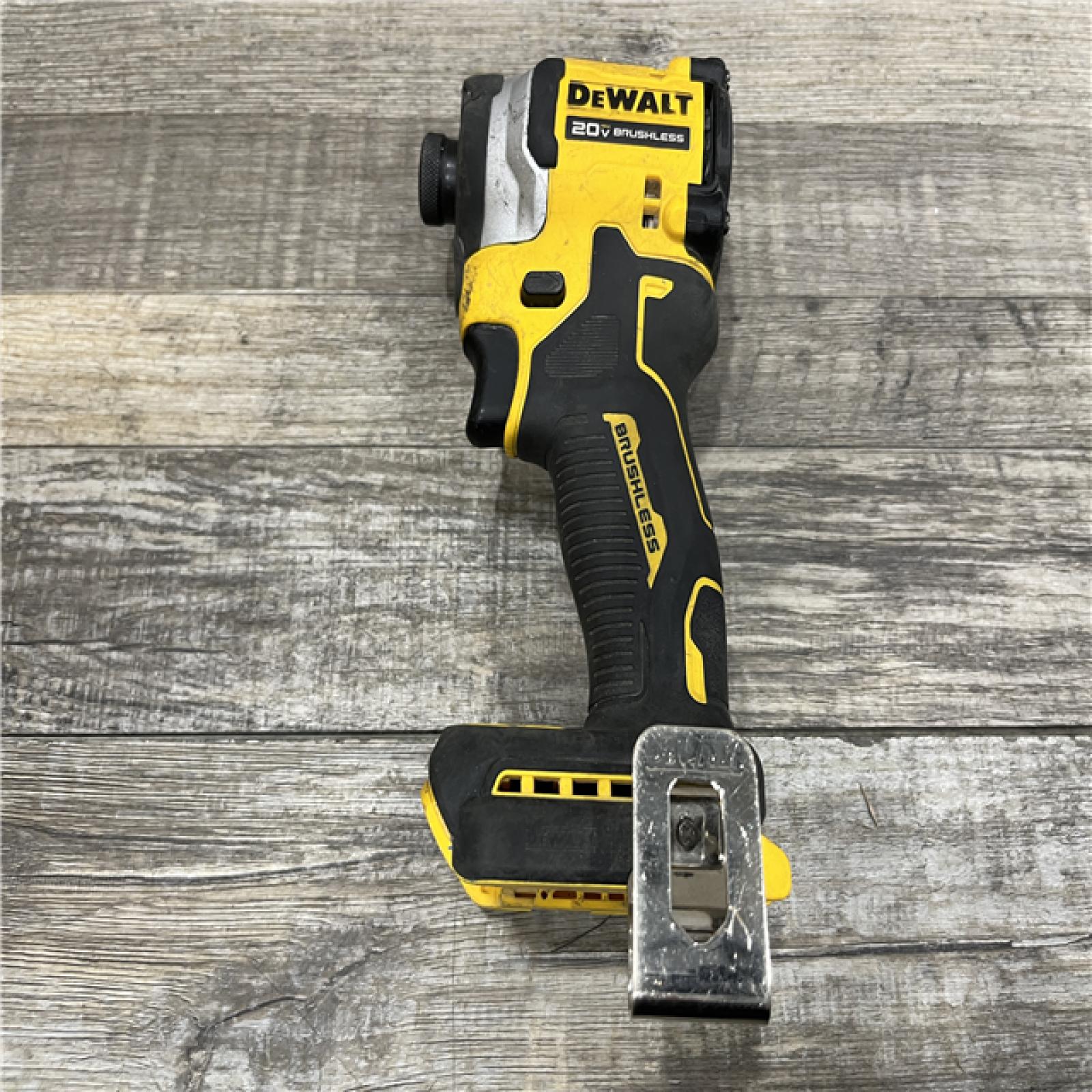 AS-IS DEWALT ATOMIC 20V MAX Lithium-Ion Cordless 1/4 in. Brushless Impact Driver Kit