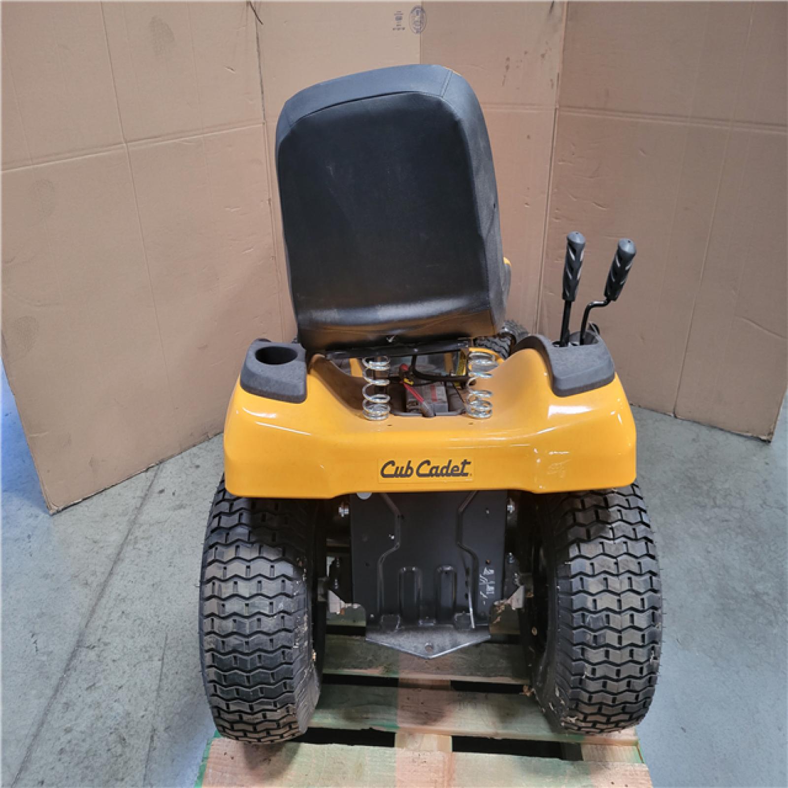 CALIFORNIA AS-IS CUB CADET XT1 ENDURO 42 IN. SIT DOWN RIDING LAWN MOWER