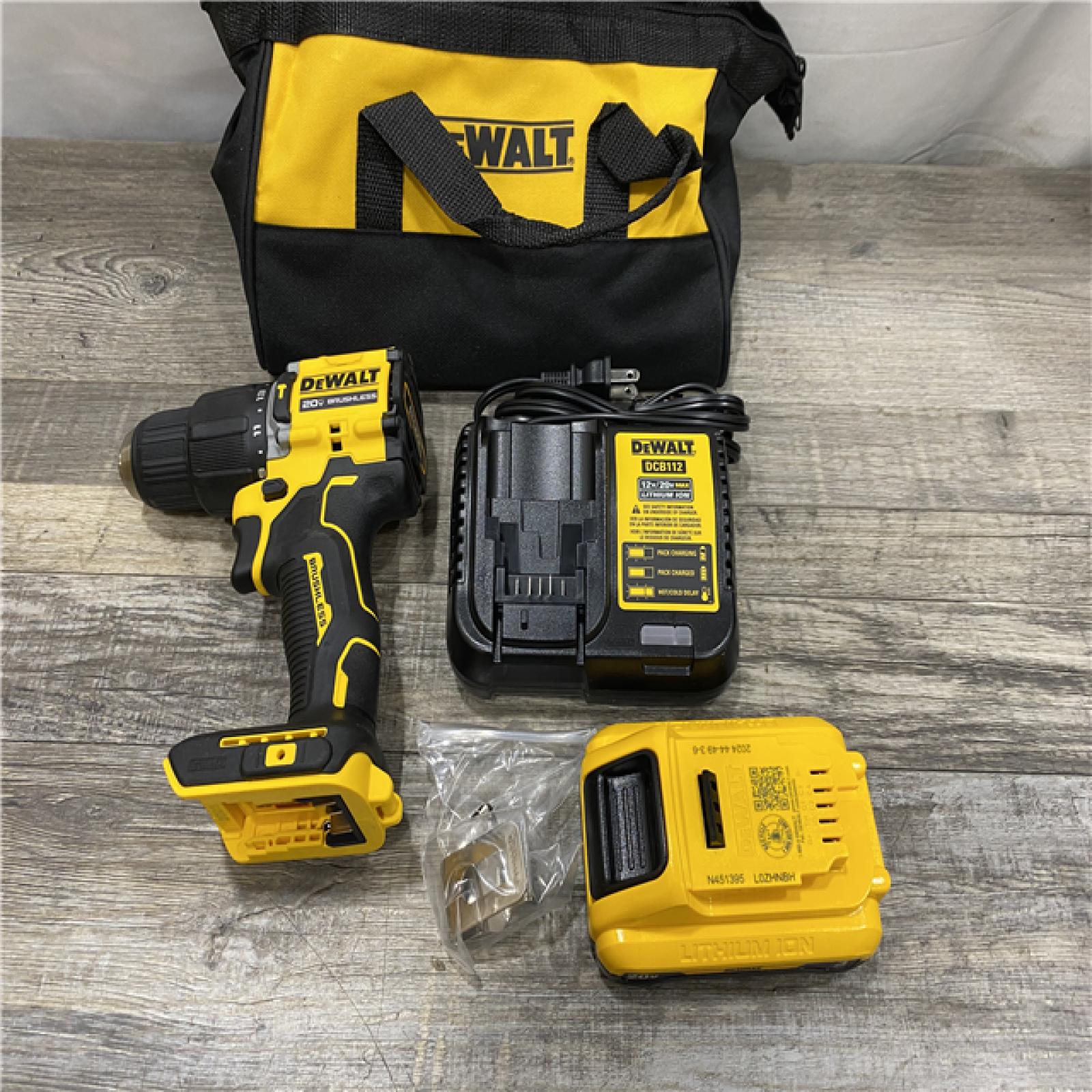 AS-IS DEWALT ATOMIC 20V Cordless 1/2 in. Compact Hammer Drill Kit