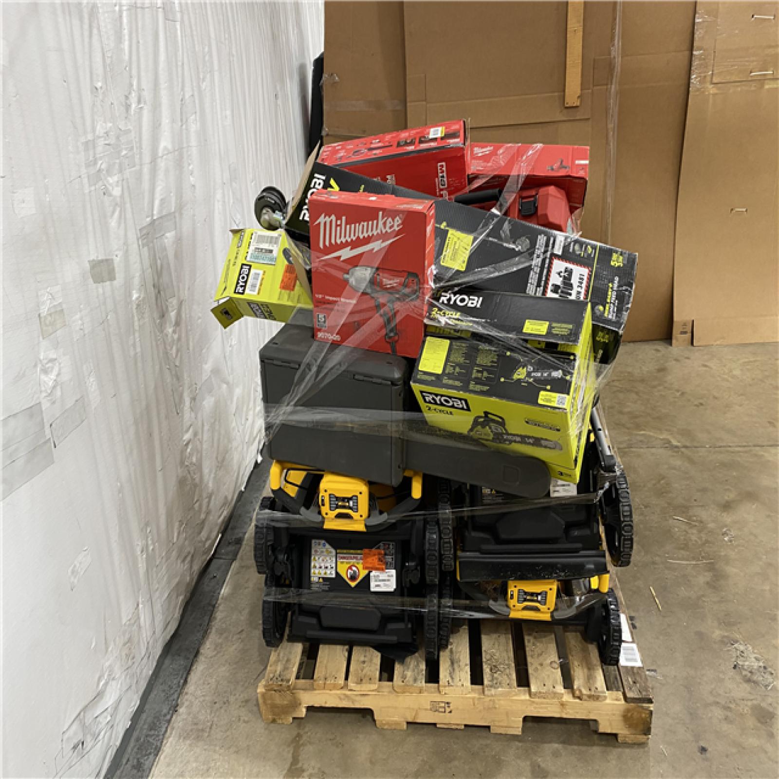 Houston Location AS IS - Tool Pallet