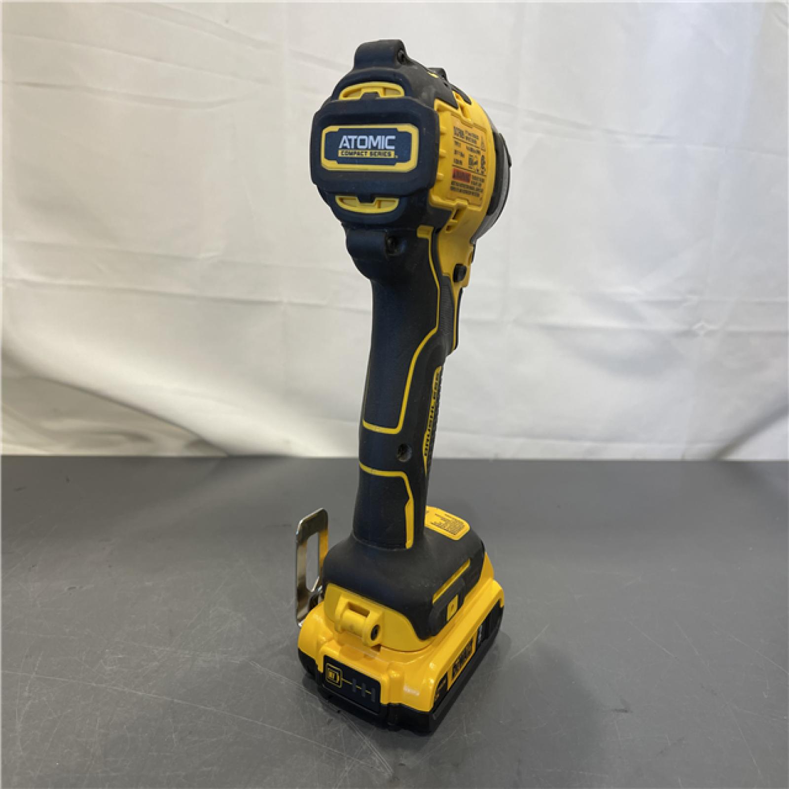 AS-IS - DeWalt ATOMIC 20V MAX Lithium-Ion Brushless Cordless Compact 1/4 in. Impact Driver Kit