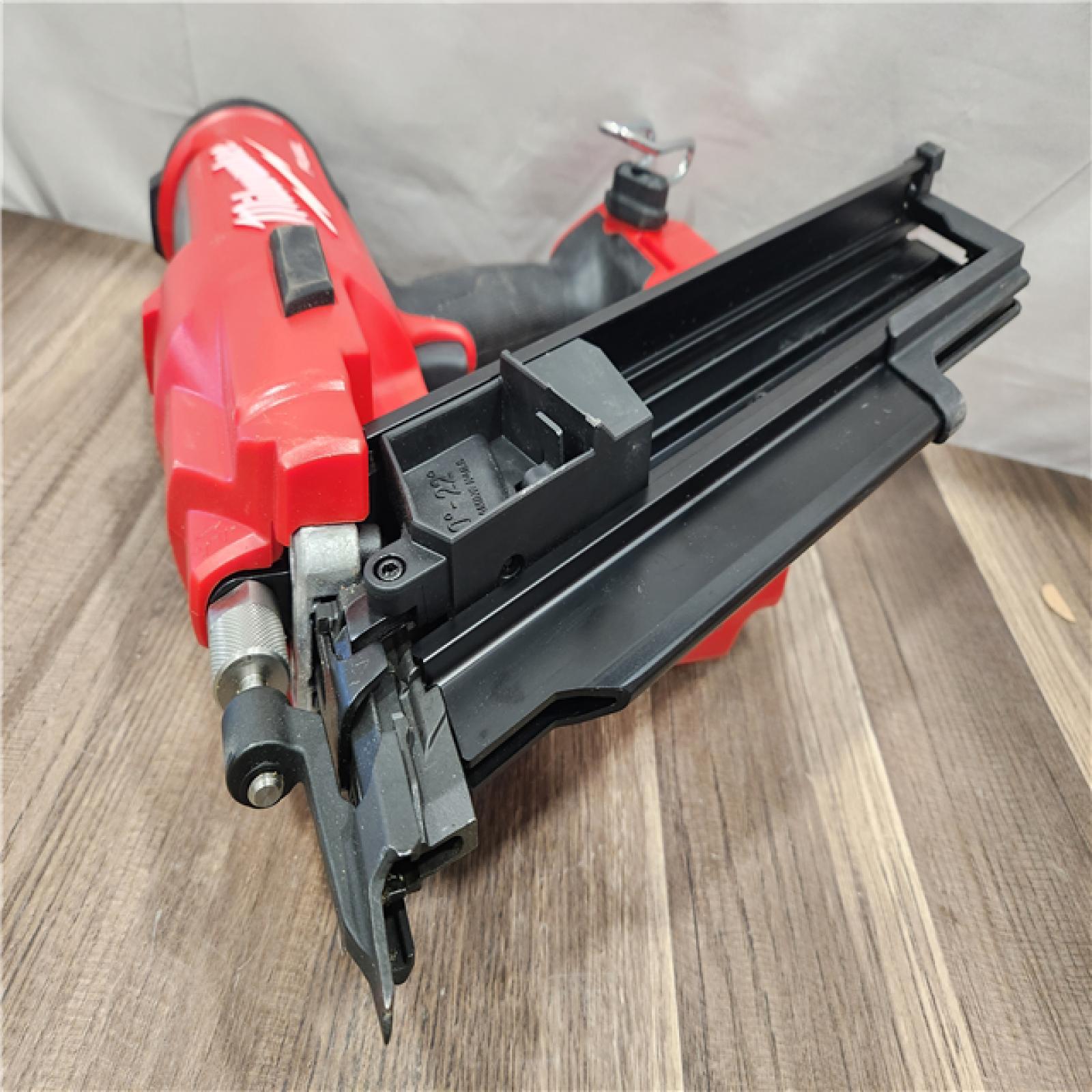 AS-IS- Milwaukee M18 FUEL 3-1/2 in. 18V 21-Degree Lithium-Ion Brushless Cordless Framing Nailer (Tool-Only)