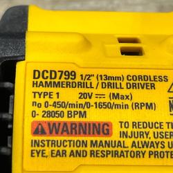 AS-IS DEWALT ATOMIC 20V Lithium-Ion Cordless 1/2 in. Hammer Drill Kit