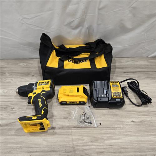 AS-IS DEWALT ATOMIC COMPACT SERIES 20V MAX* Cordless 1/2 Drill/Driver Kit
