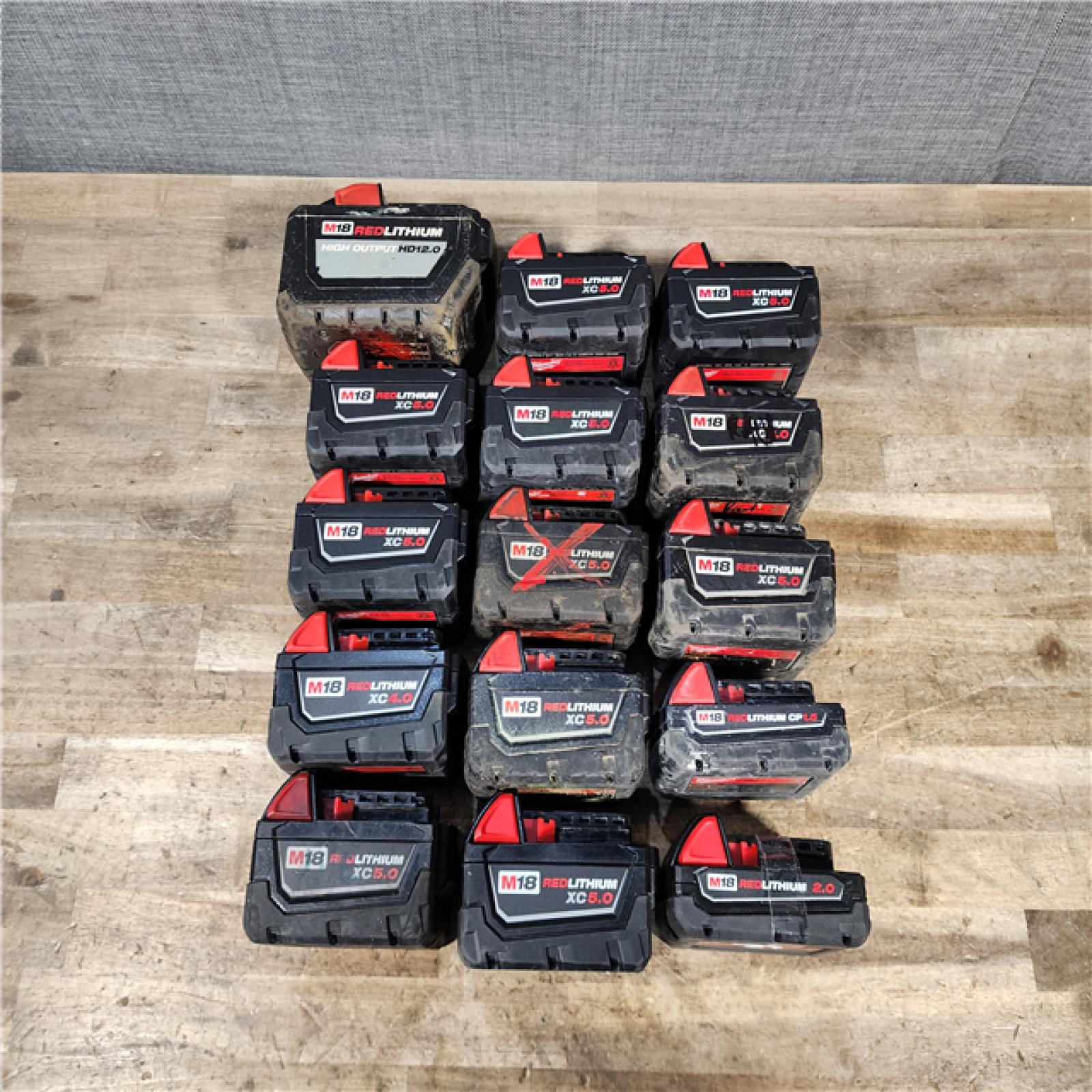 HOUSTON LOCATION - AS-IS MILWAUKEE BATTERY PACK QTY - 15