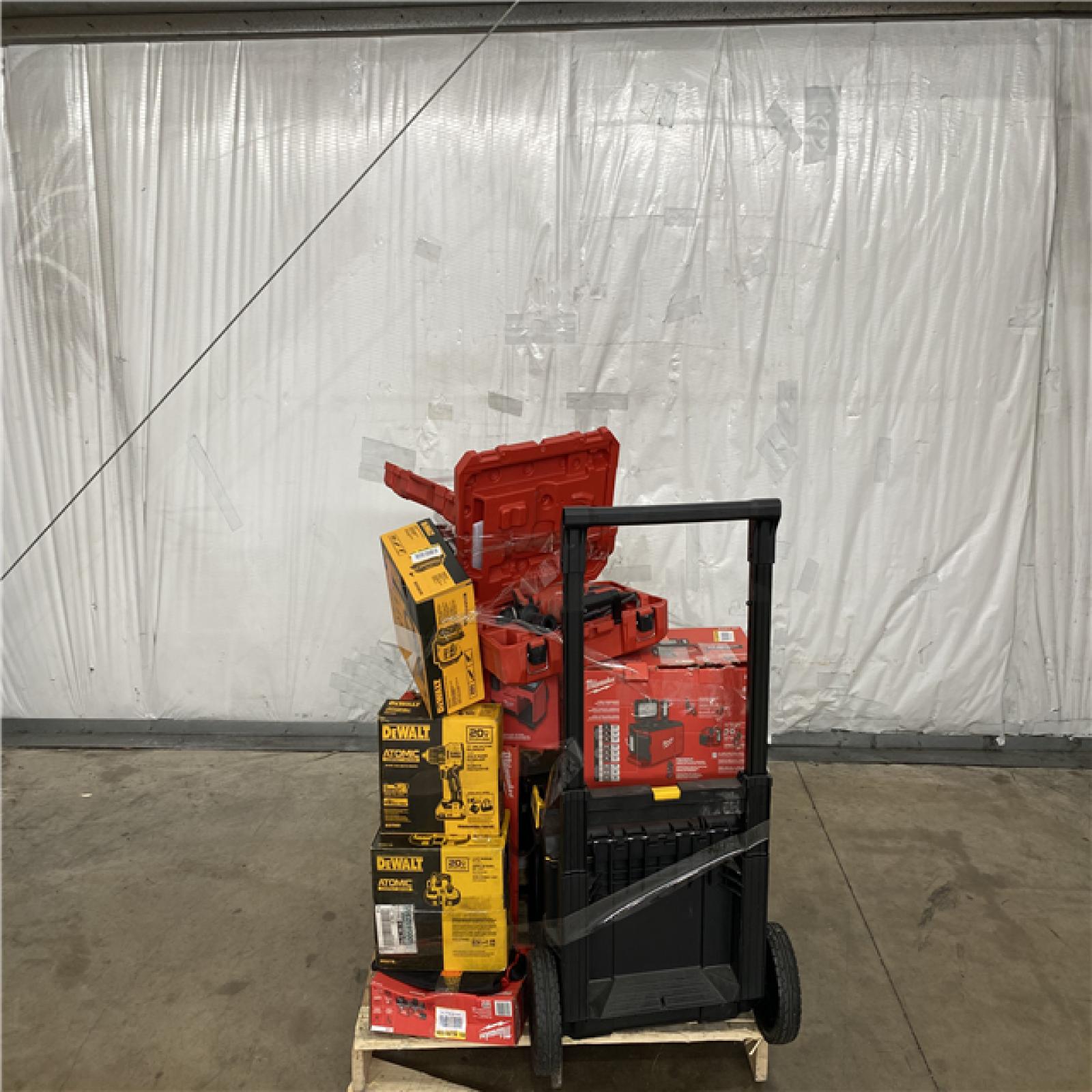 Houston Location AS IS - Tool Pallet