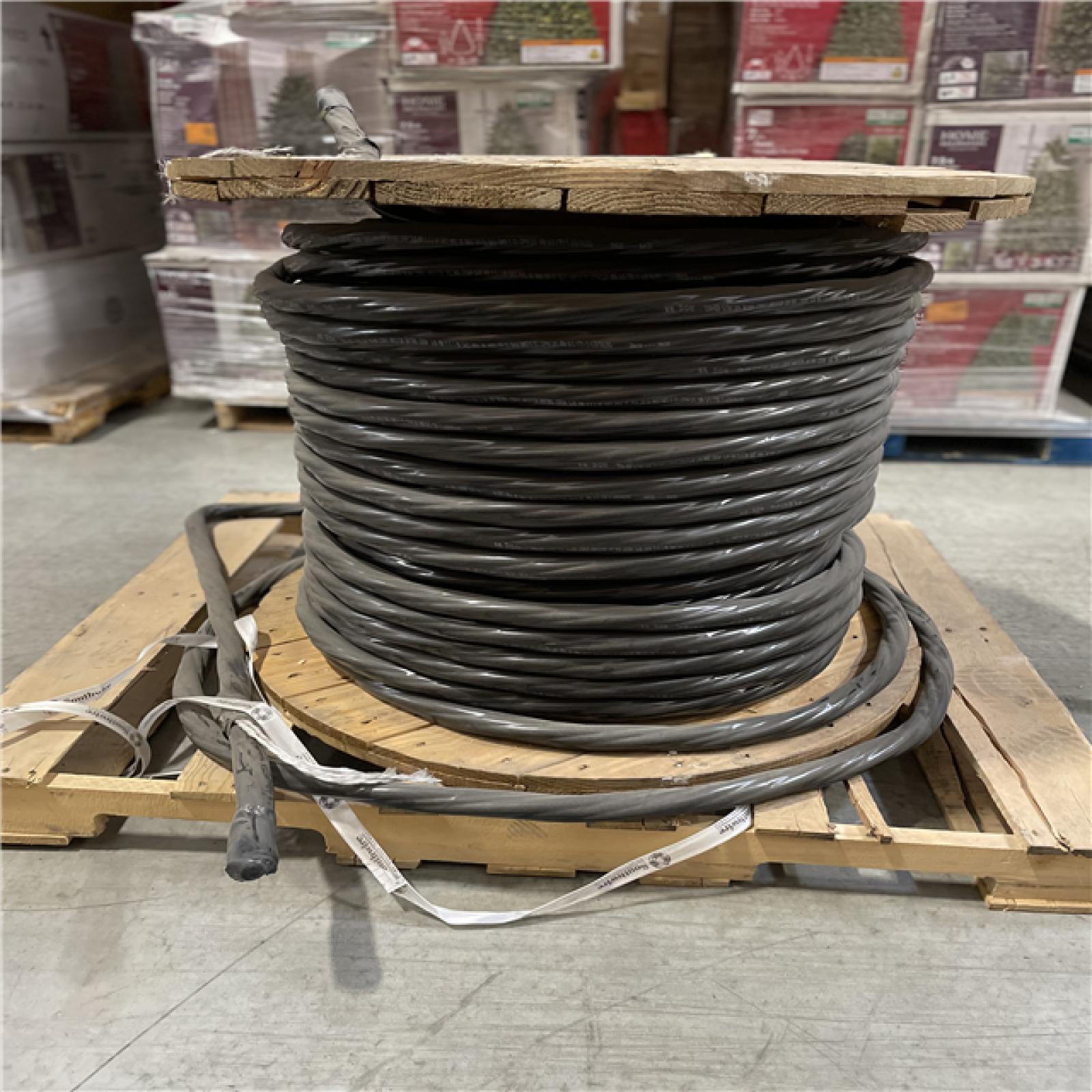 DALLAS LOCATION- SOUTHWIRE 500 ft. 2/0-2/0-2/0 Black Stranded CU W/G Tray Cable