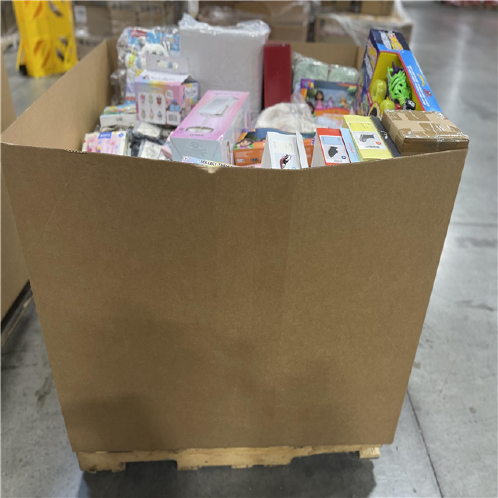 DALLAS LOCATION- NEW! BULLSEYE MIXED PALLET