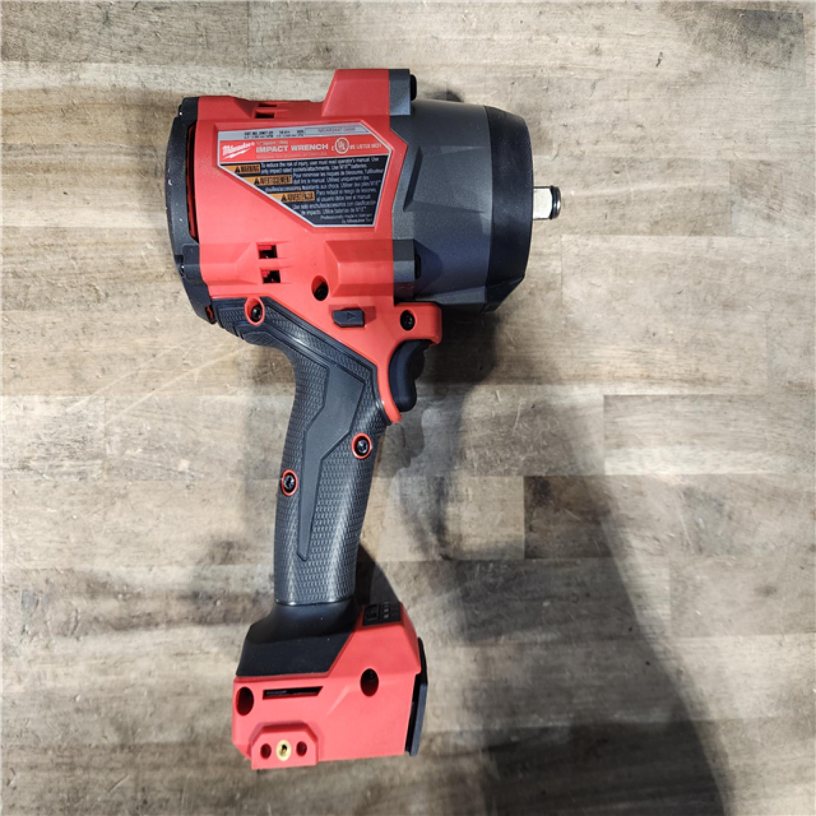 HOUSTON LOCATION - AS-IS Milwaukee FUEL 18V Lithium-Ion Brushless Cordless 1/2 in. Impact Wrench w/Friction Ring Kit