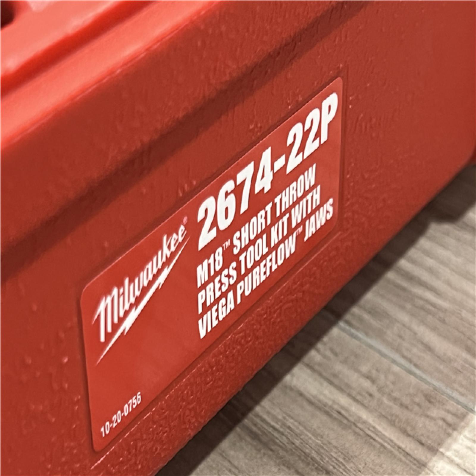 LIKE NEW Milwaukee-2674-22P M18 Short Throw Press Tool Kit W/ Viega PureFlow Jaws