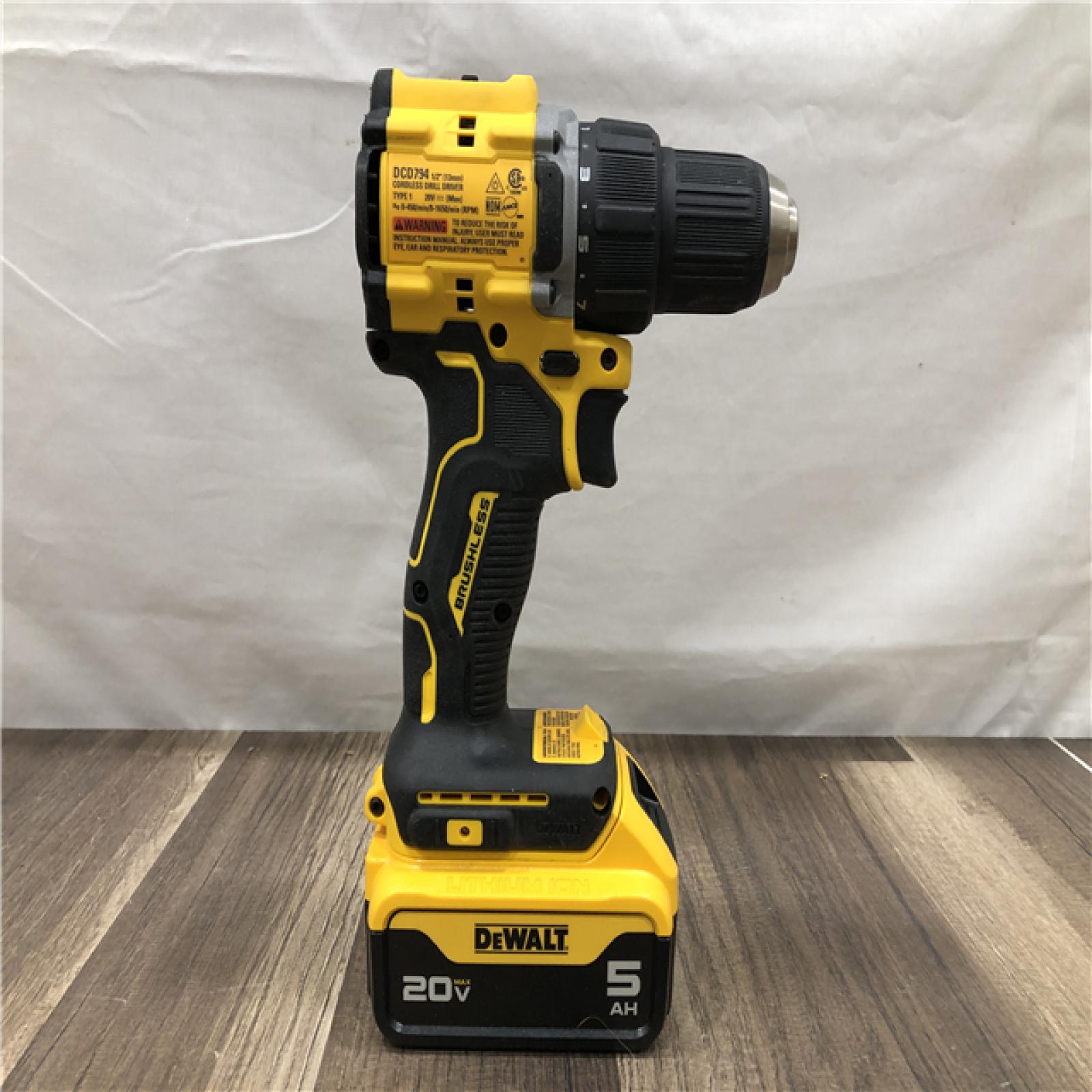 AS-IS DEWALT 20V Lithium-Ion Cordless 8-Tool Combo Kit