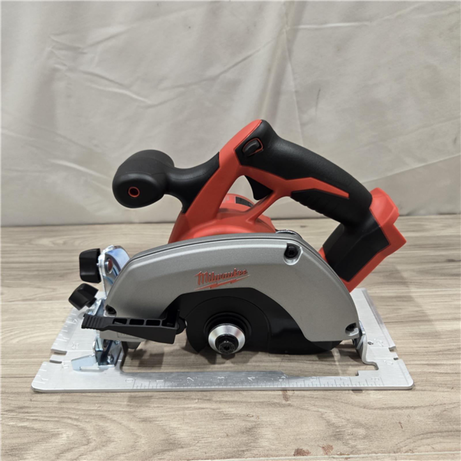 AS-IS Milwaukee 2630-20 M18 Cordless 6-1/2 Circular Saw (Bare Tool Only)