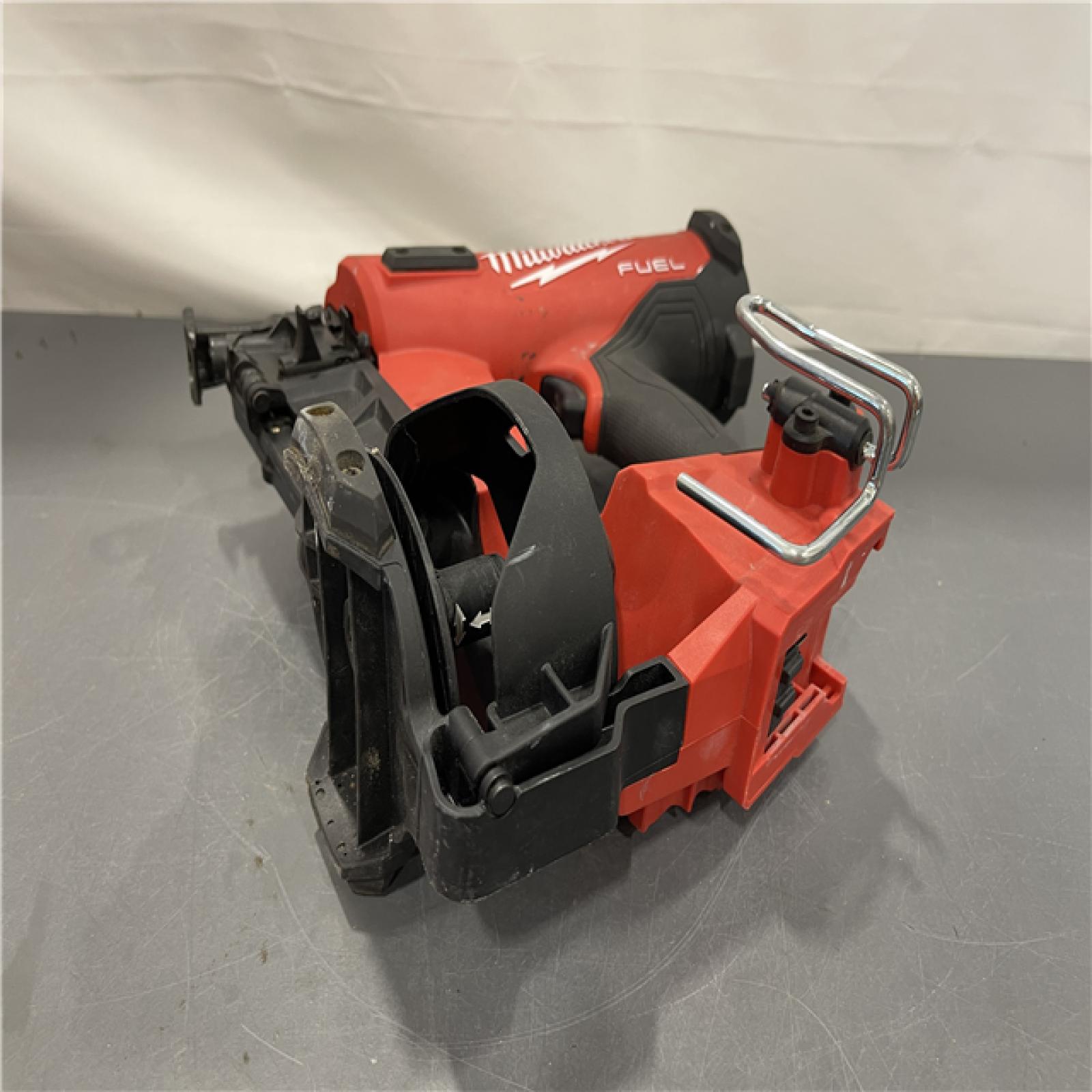 AS-IS - Milwaukee M18 FUEL Coil Roofing Nailer (TOOL ONLY)