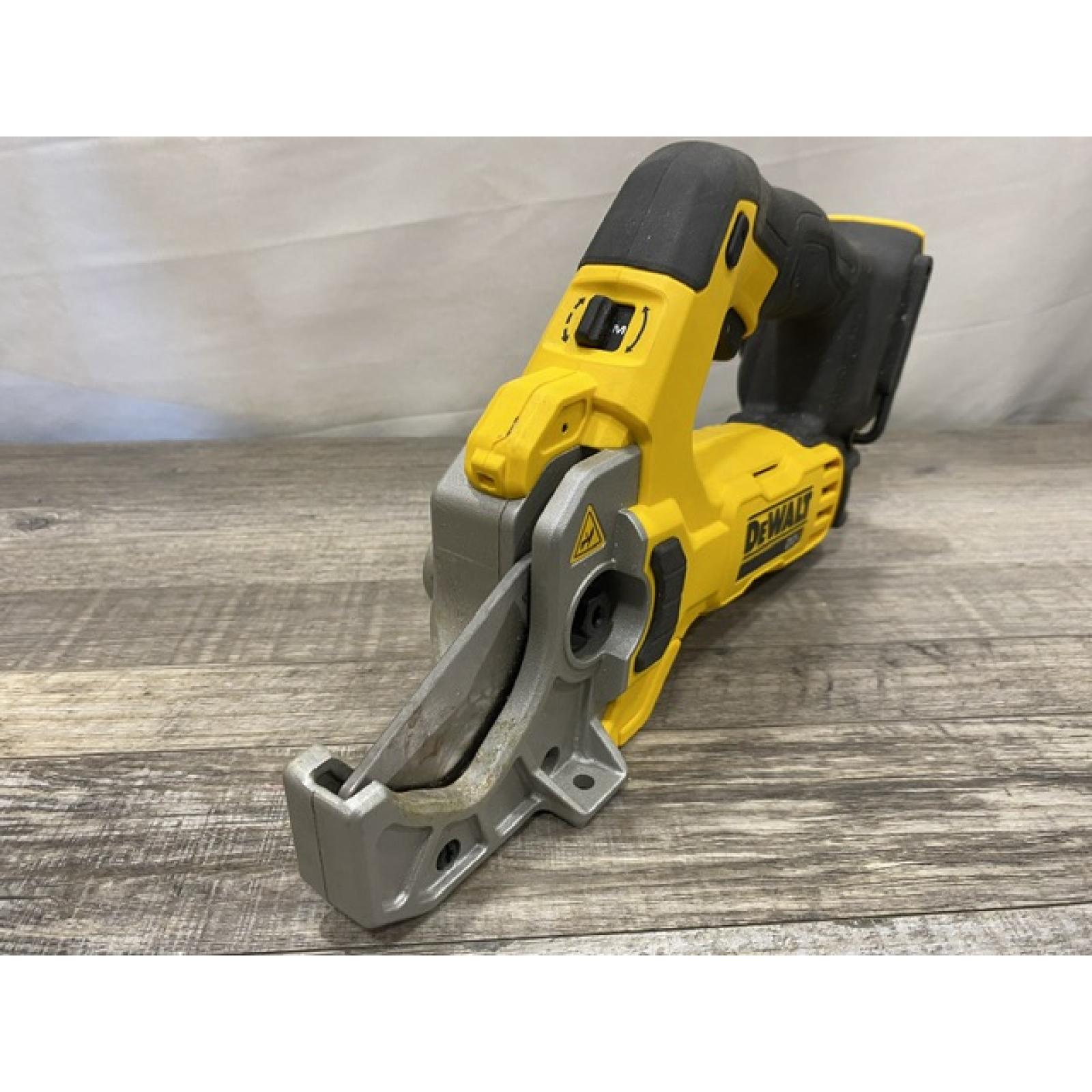 AS-IS DEWALT 20V MAX Cordless Plastic Tubing Cutter (Tool Only)