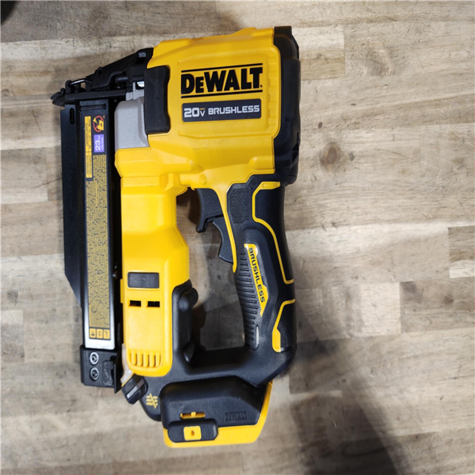 HOUSTON LOCATION - AS-IS DEWALT ATOMIC 20V MAX Lithium Ion Cordless 23 Gauge Pin Nailer Kit with 2.0Ah Battery and Charger