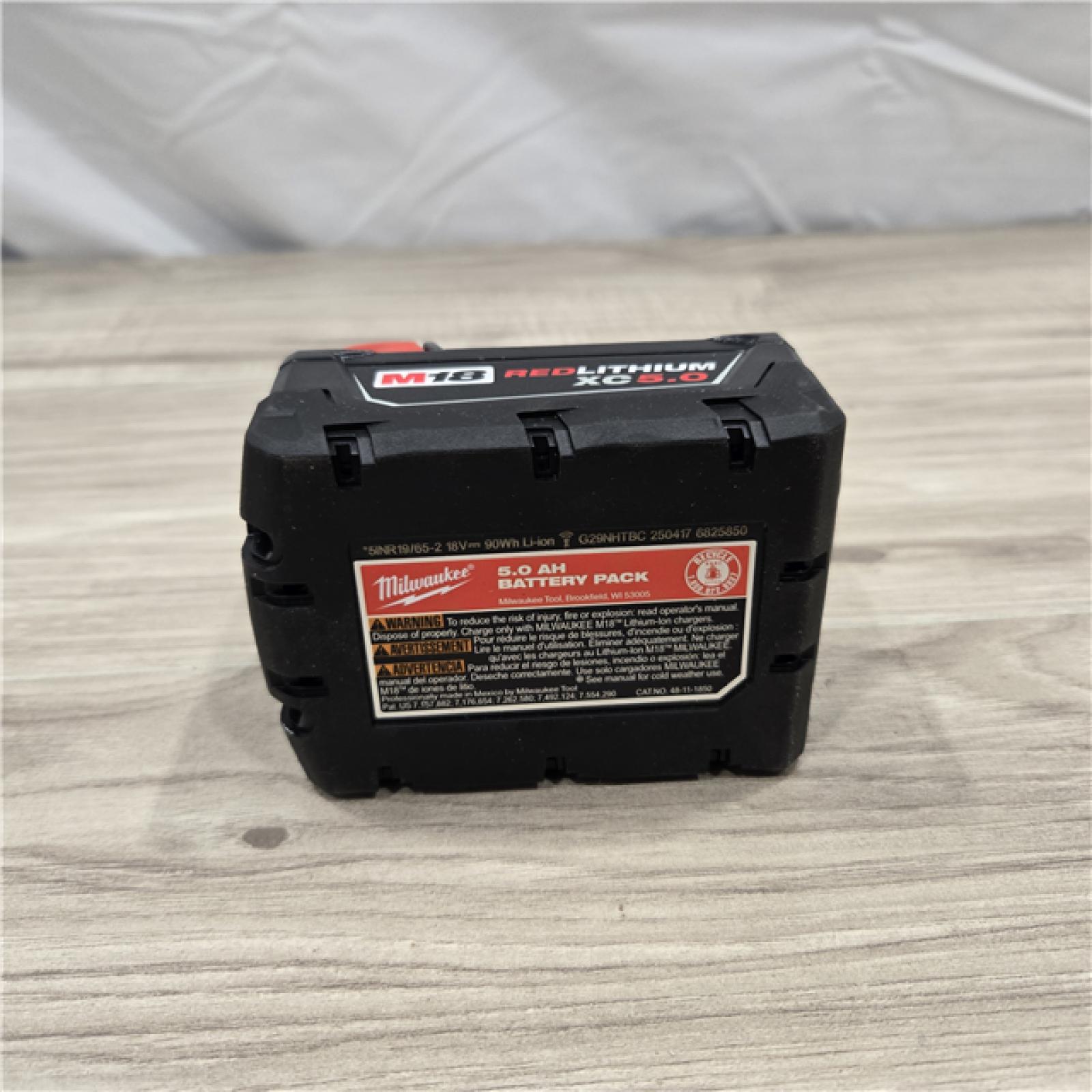 LIKE NEW! - Milwaukee 48-11-1850R M18 18V REDLITHIUM XC5.0 Battery