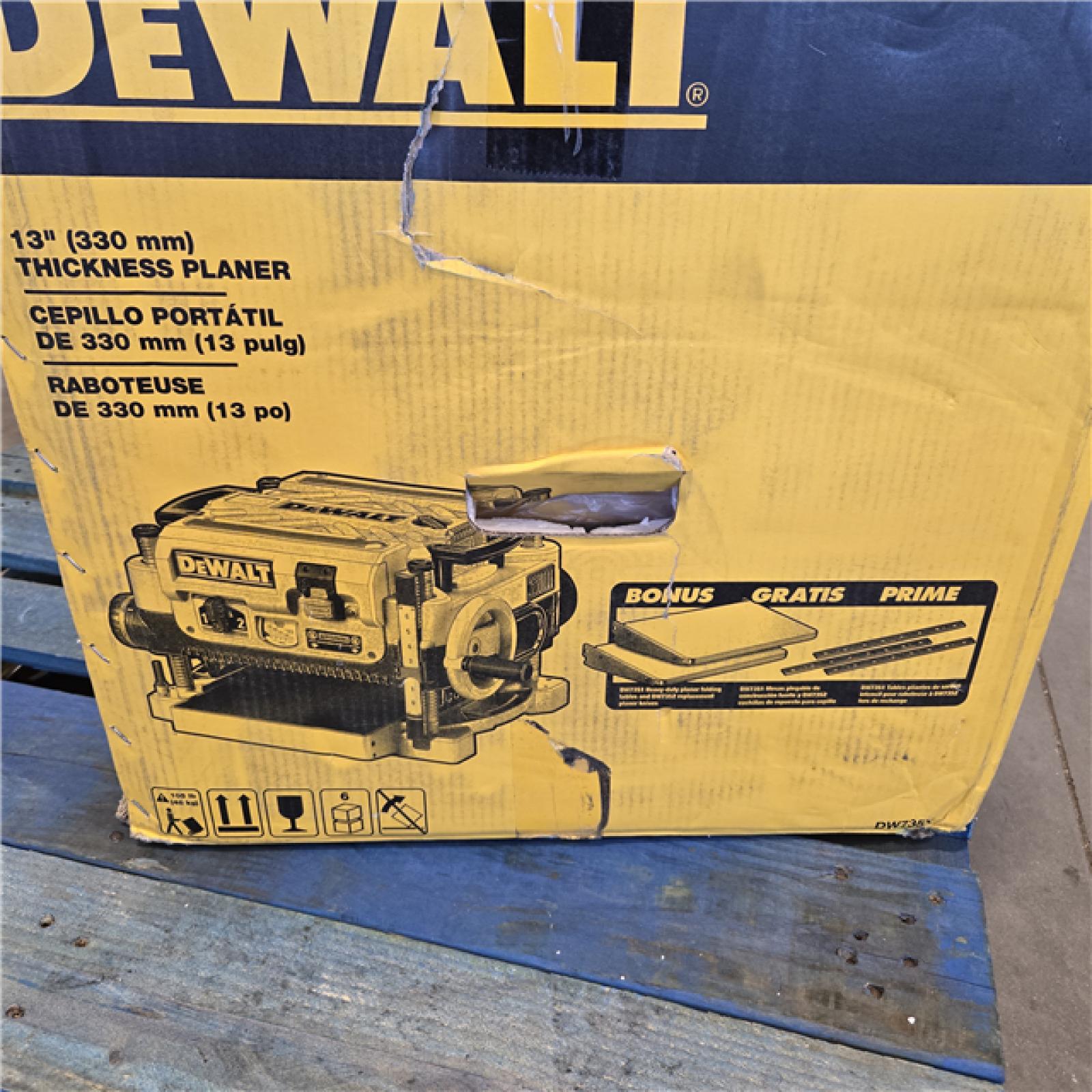 NEW DEWALT 13 2 Speed 3-Knife Thickness Planer