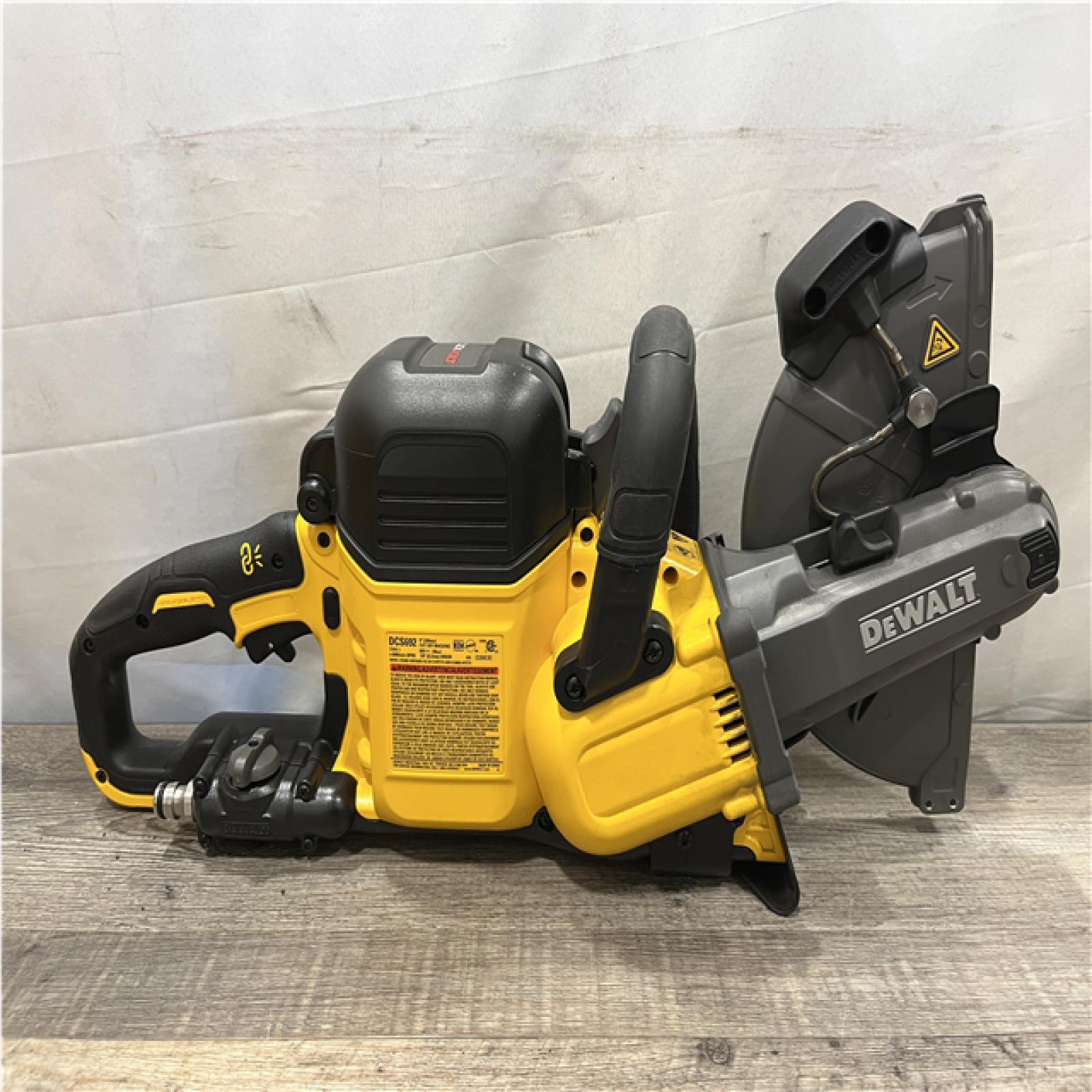 AS-IS DEWALT FLEXVOLT 60V MAX Cordless 9 in. Cutoff Saw Kit