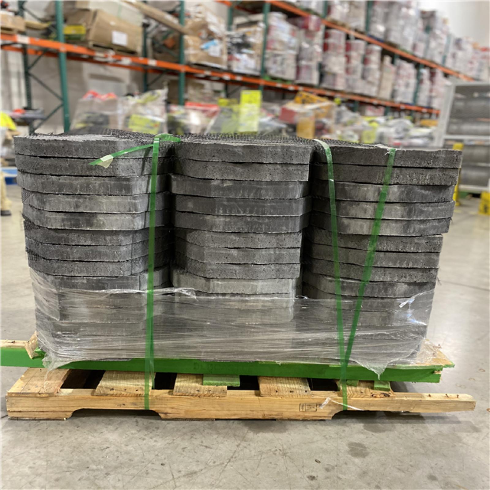 DALLAS LOCATION- OLDCASTLE 16 EPIC STONE GRAY CHARCOAL PALLET (84 UNITS)