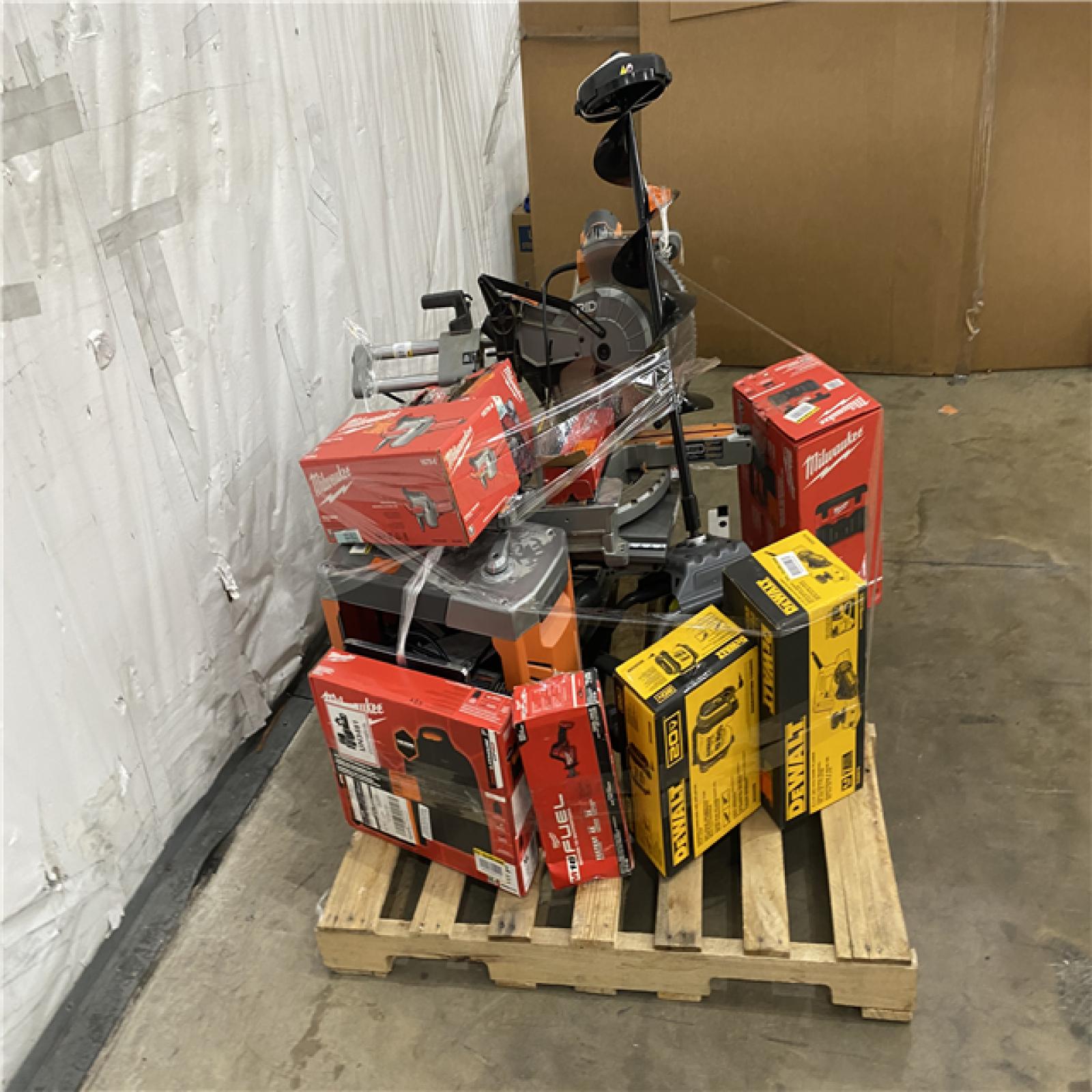 Houston Location AS IS - Tool Pallet