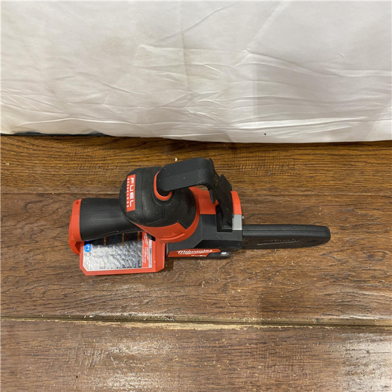 AS-IS Milwaukee-2527-21 M12 FUEL HATCHET 6in. Pruning Saw Kit