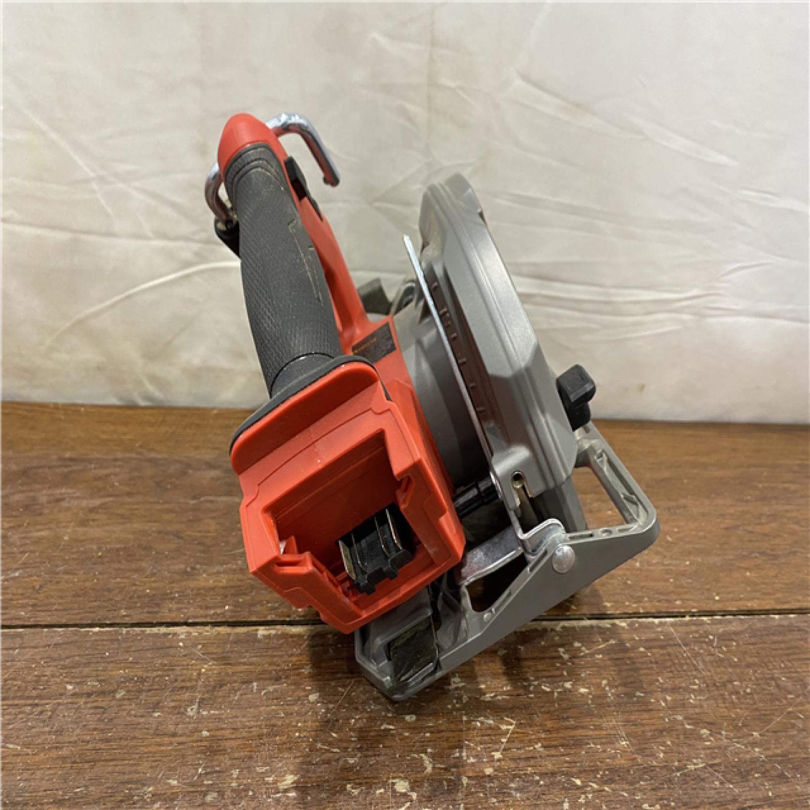 AS-IS Milwaukee Tools M18 FUEL 7-1/4 Circular Saw (Tool Only) 2834-20