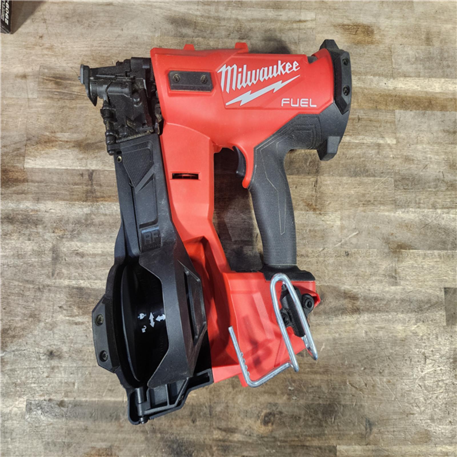HOUSTON LOCATION - AS-IS Milwaukee M18 FUEL Coil Roofing Nailer (TOOL ONLY)