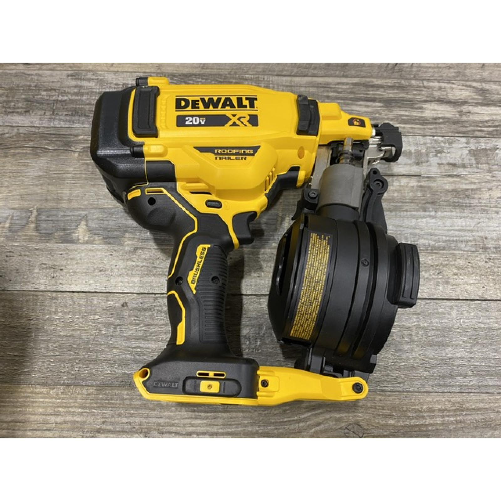 AS-IS DEWALT 20V MAX Lithium-Ion 15-Degree Electric Cordless Roofing Nailer Kit