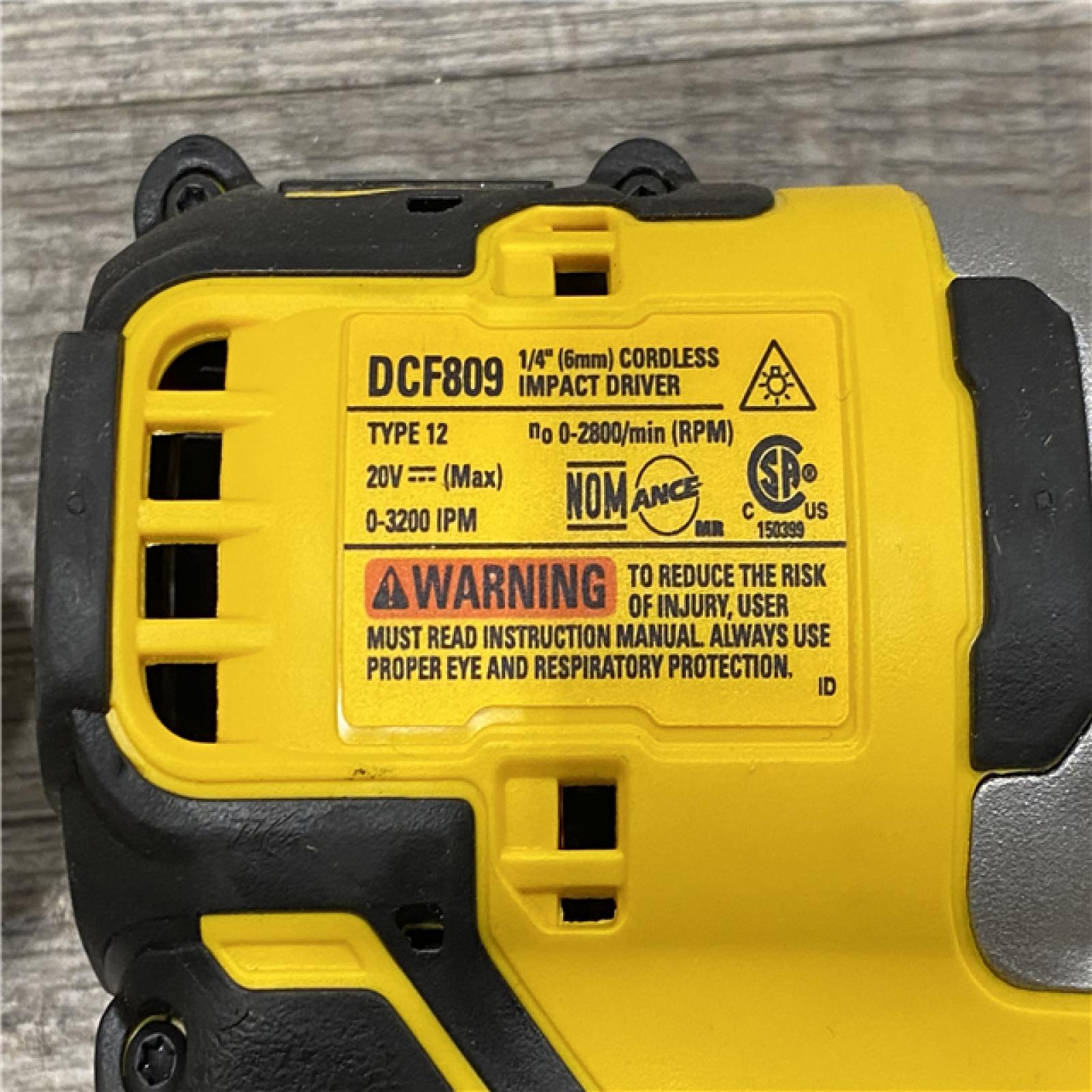 AS-IS DEWALT ATOMIC 20-Volt MAX Lithium-Ion Cordless (2-Tool) Combo Kit