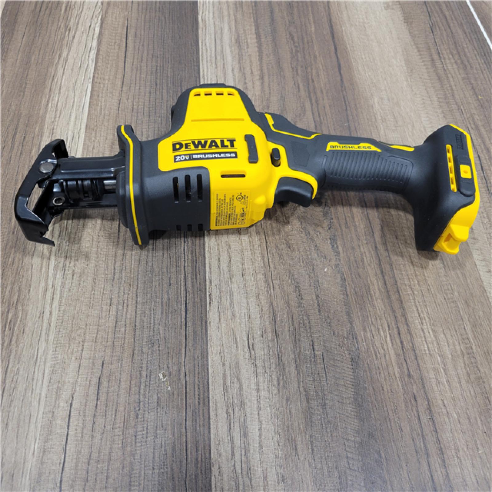 AS-IS DEWALT ATOMIC 20-Volt Lithium-Ion Cordless Brushless Combo Kit (4-Tool) with (2) 2.0Ah Batteries, Charger and Bag
