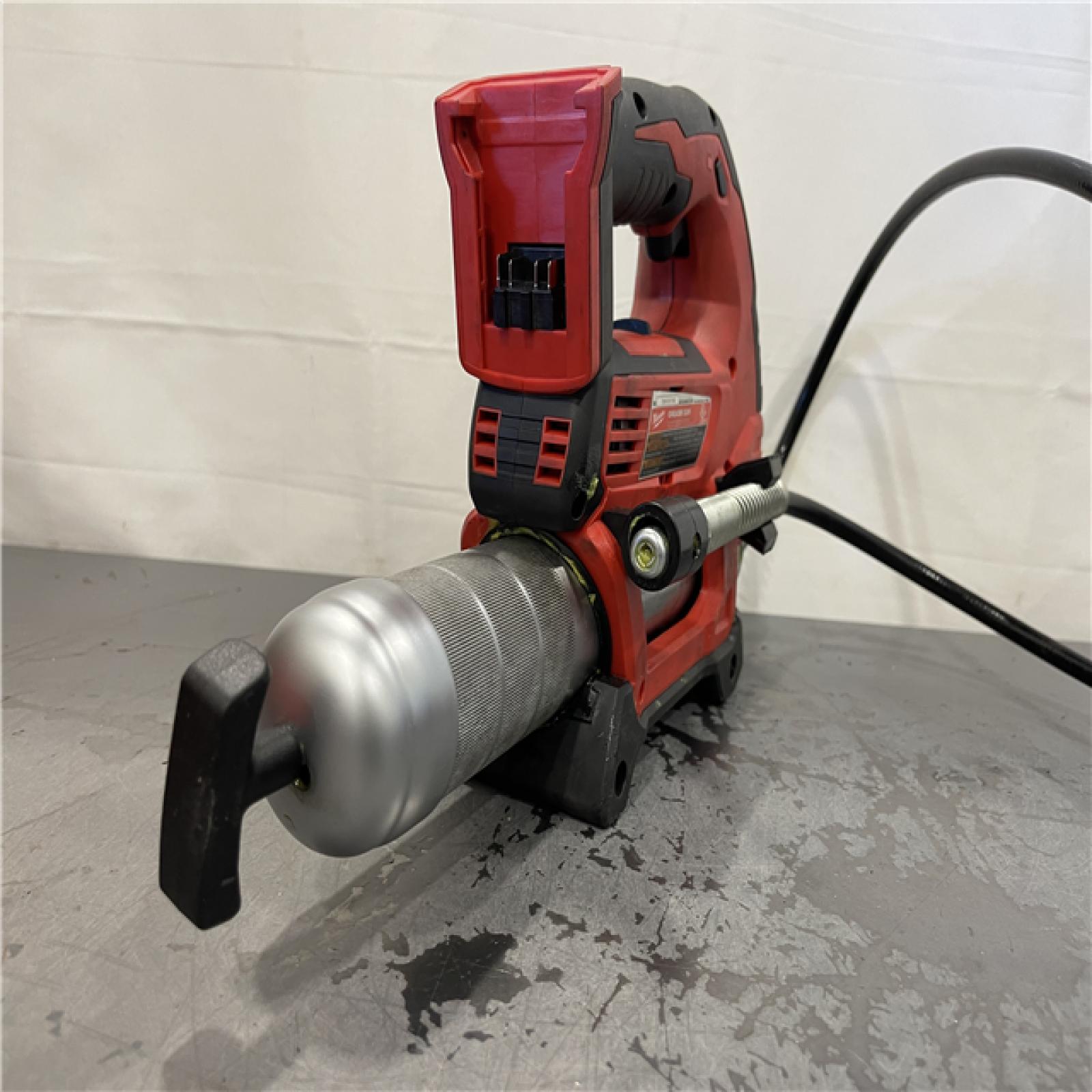 AS-IS - Milwaukee M18 18V Lithium-Ion Cordless Grease Gun 2-Speed
