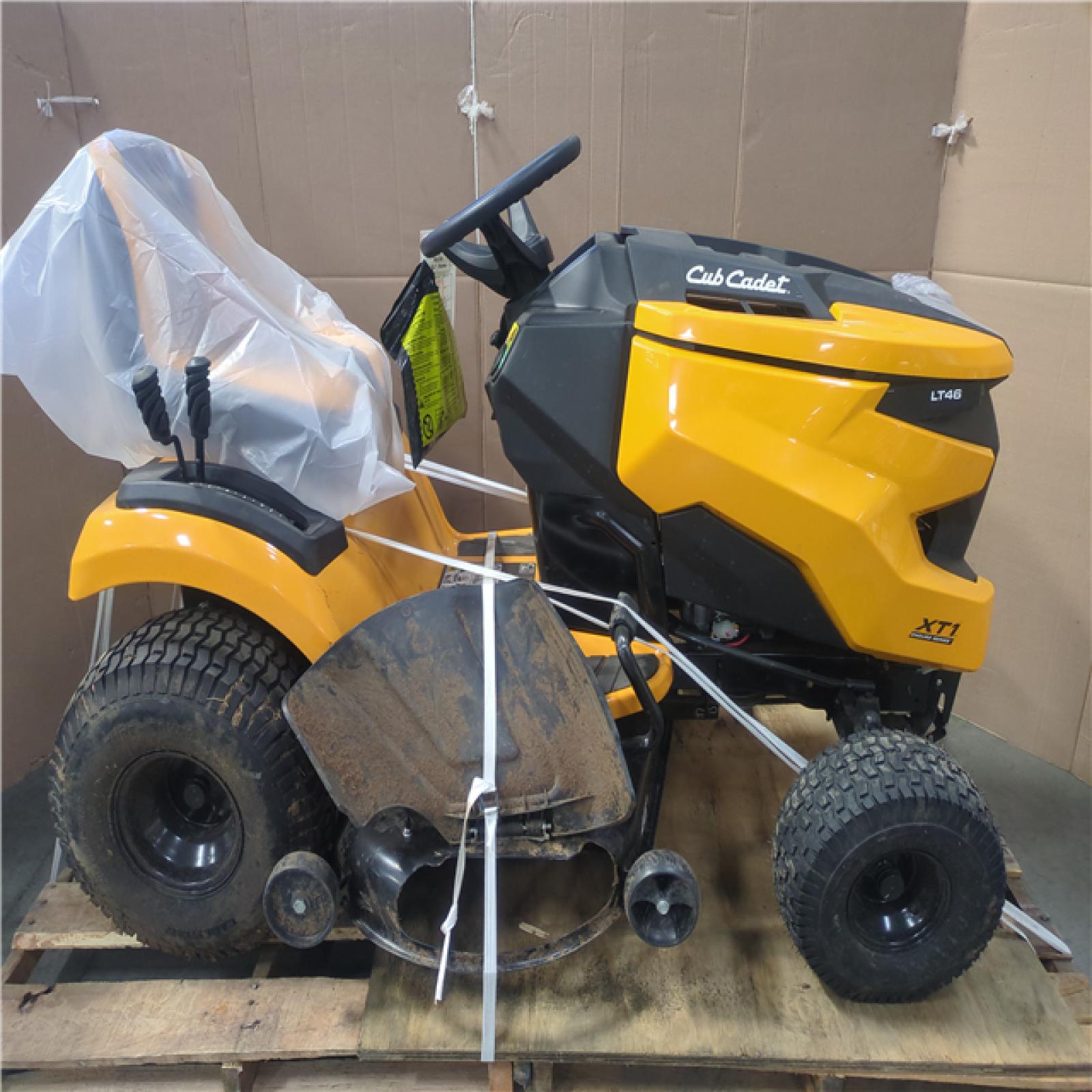 CALIFORNIA AS-IS CUB CADET SITDOWN LAWNMOWER