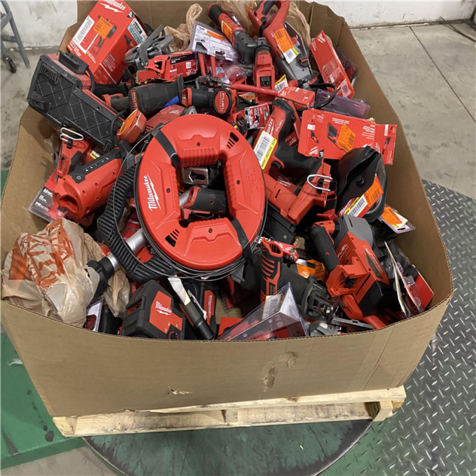 Dallas Location - As-Is MILWAUKEE Tool Pallet