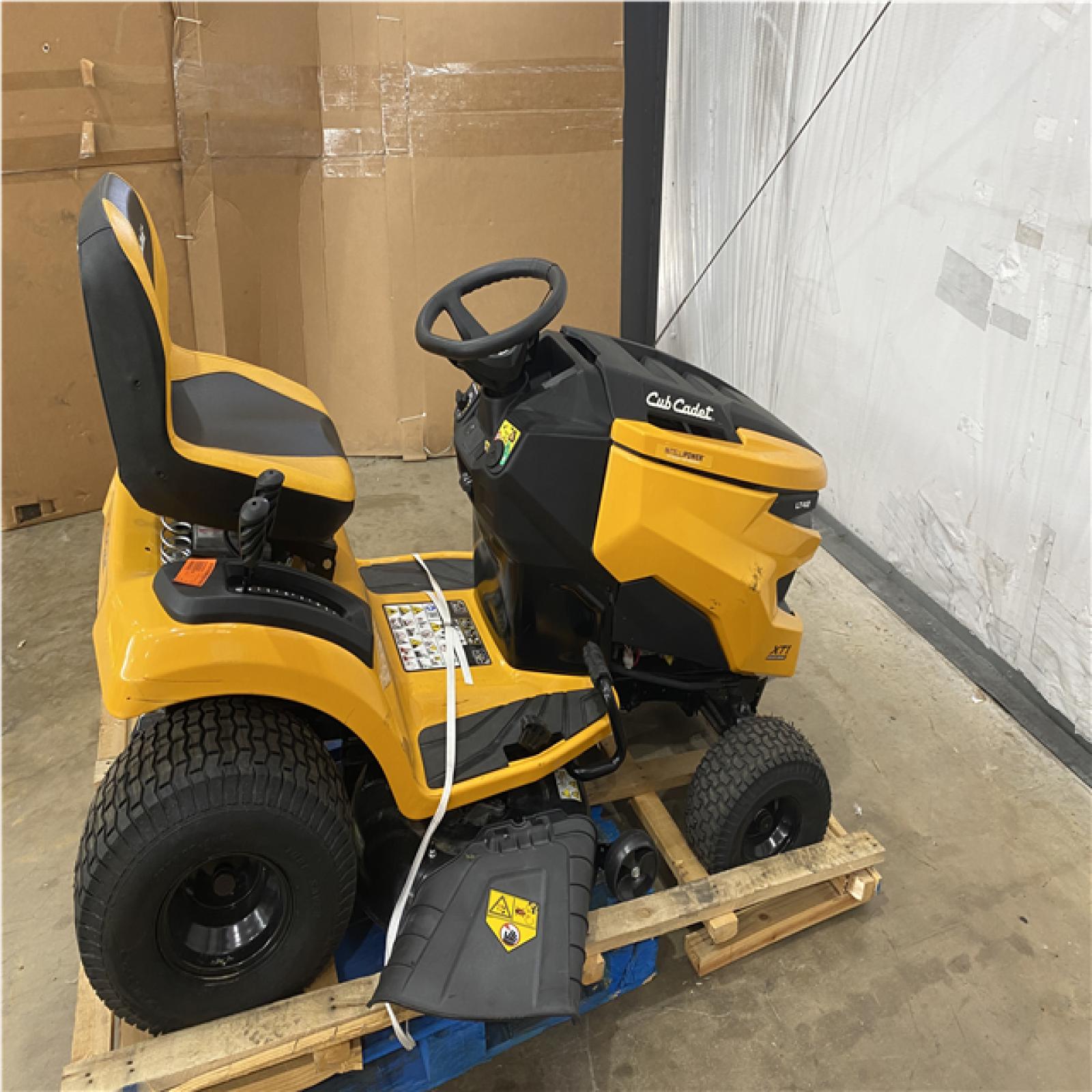 Houston Location - AS-IS Outdoor Power Equipment CUB CADET LT42 XT1 SIT DOWN MOWER