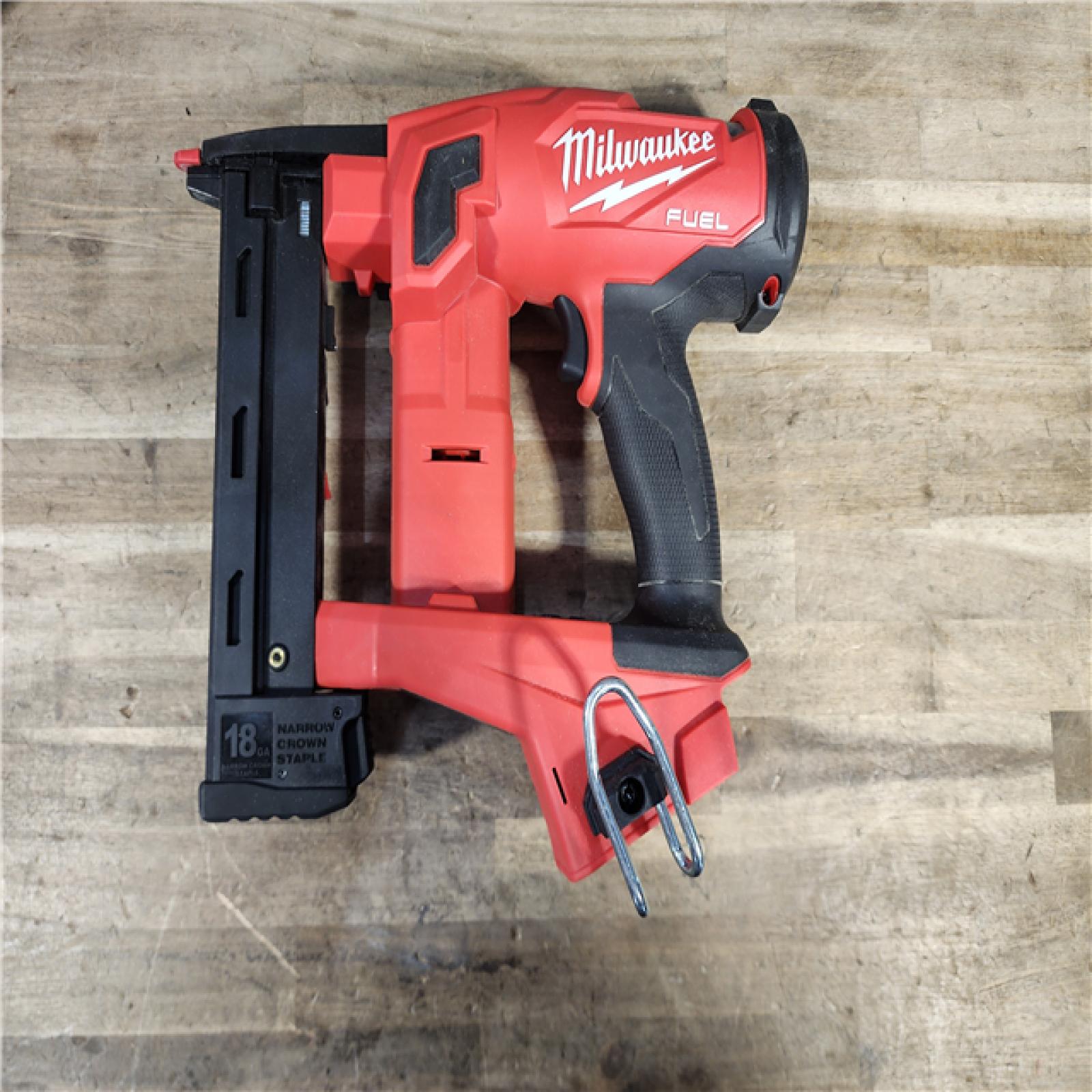 HOUSTON LOCATION - AS-IS MILWAUKEE FUEL 18-Volt Lithium-Ion Brushless Cordless 18-Gauge 1/4 in. Narrow Crown Stapler (Tool-Only)