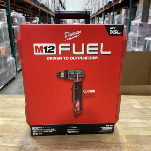 NEW! - MILWAUKEE M12 FUEL ProPEX Expander Tool with 1/2 in. - 1 in. RAPID SEAL ProPEX Expander Heads