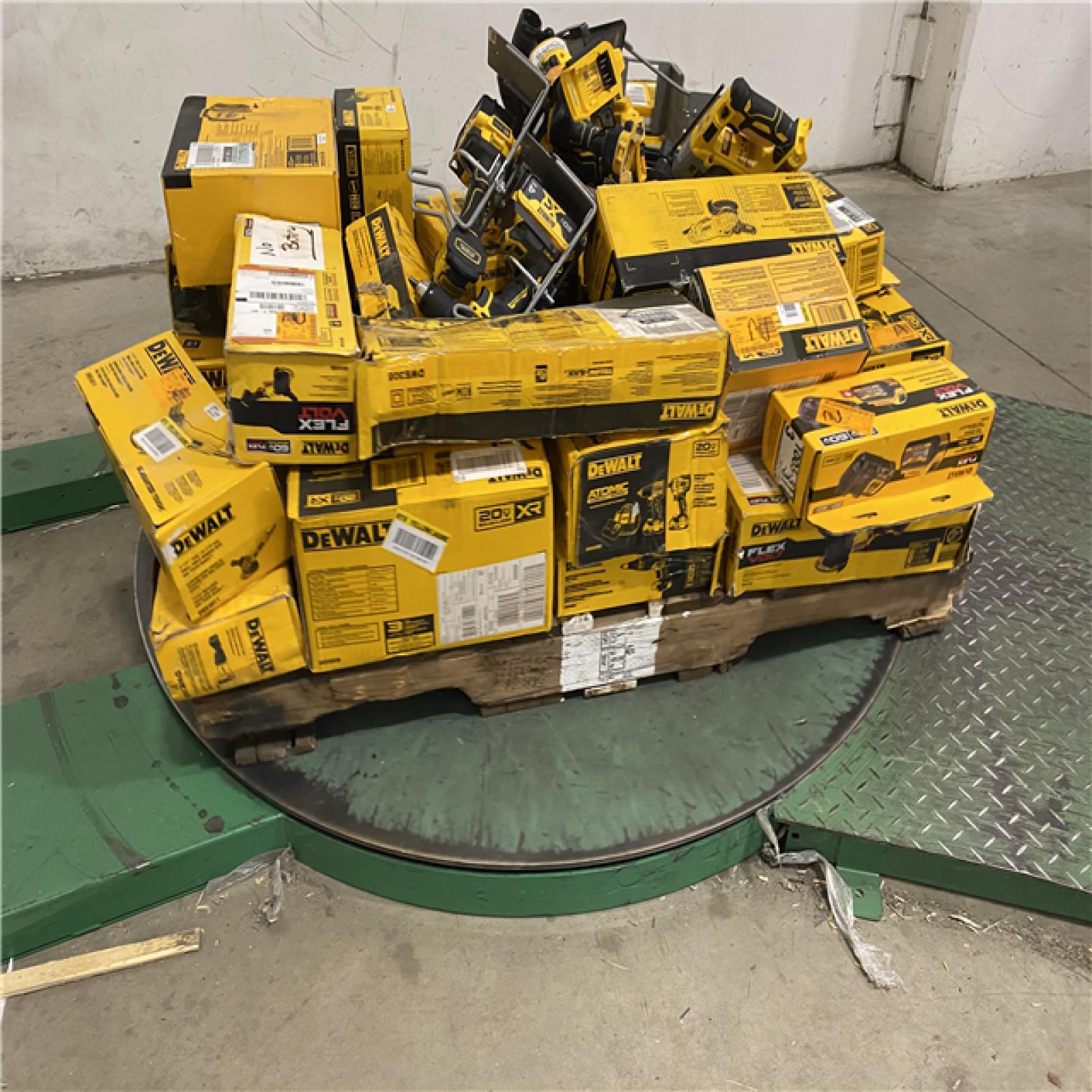 Dallas Location - As-Is DEWALT Tool Pallet