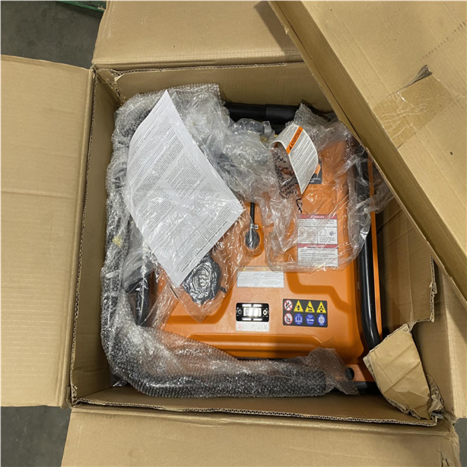Dallas Location - As-Is Generac 8125/6500-Watt Electric Start Dual Fuel Portable