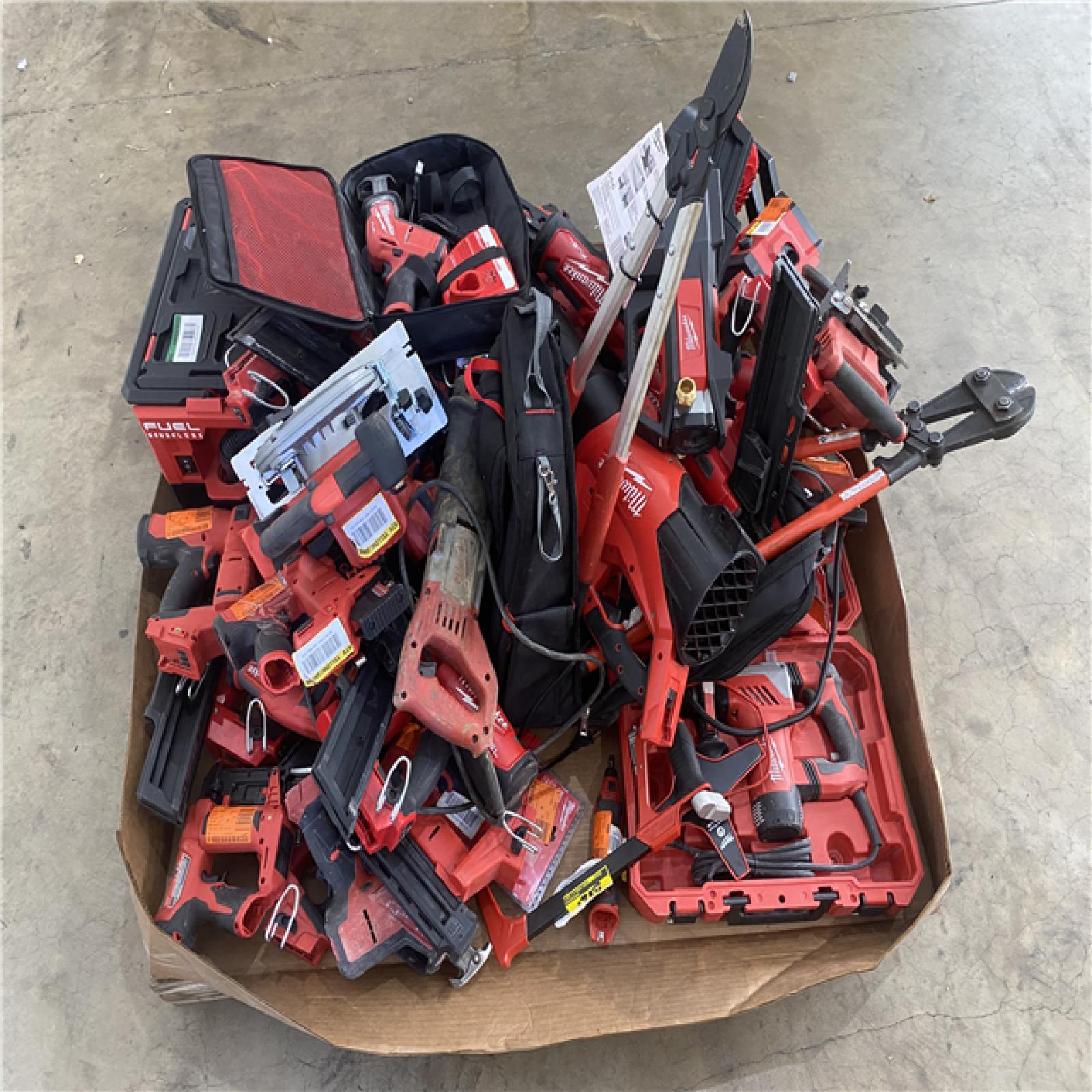 Houston Location AS IS - Tool Pallet
