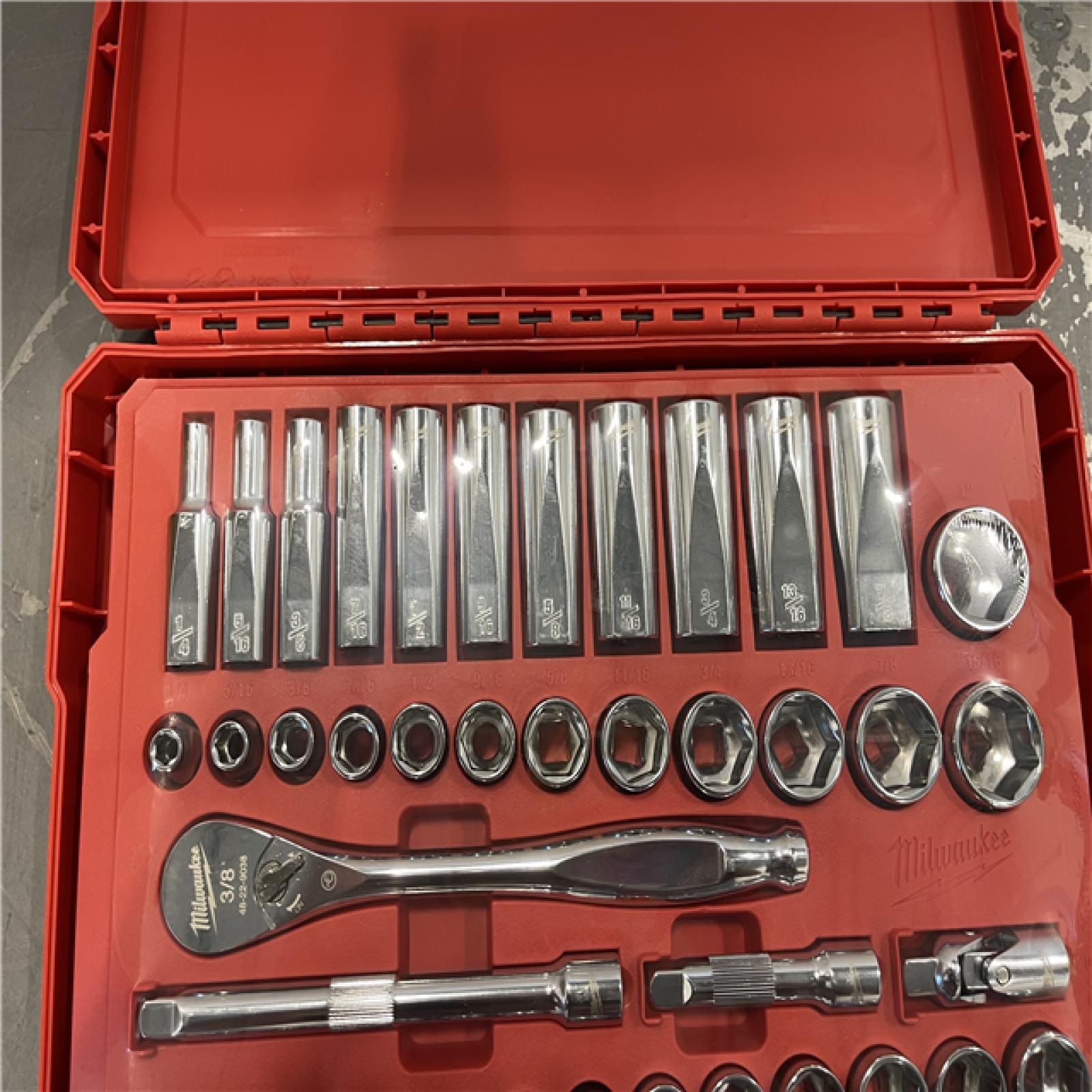 AS-IS - Milwaukee 3/8 in. Drive SAE/Metric Ratchet and Socket Mechanics Tool Set (56-Piece)
