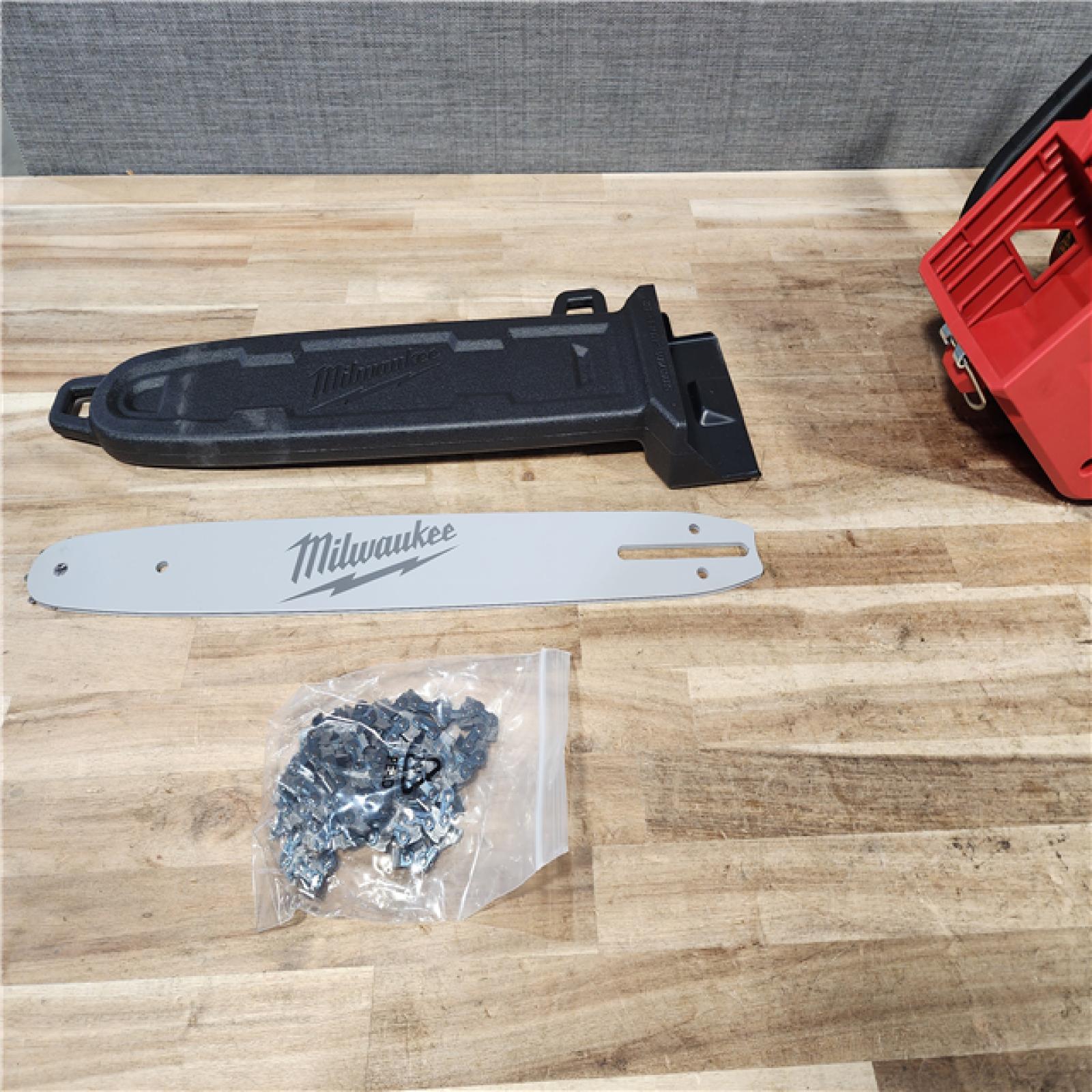 HOUSTON LOCATION - AS - IS Milwaukee FUEL 14 in. 18V Lithium-Ion Brushless Cordless Battery Top Handle Chainsaw (Tool Only)