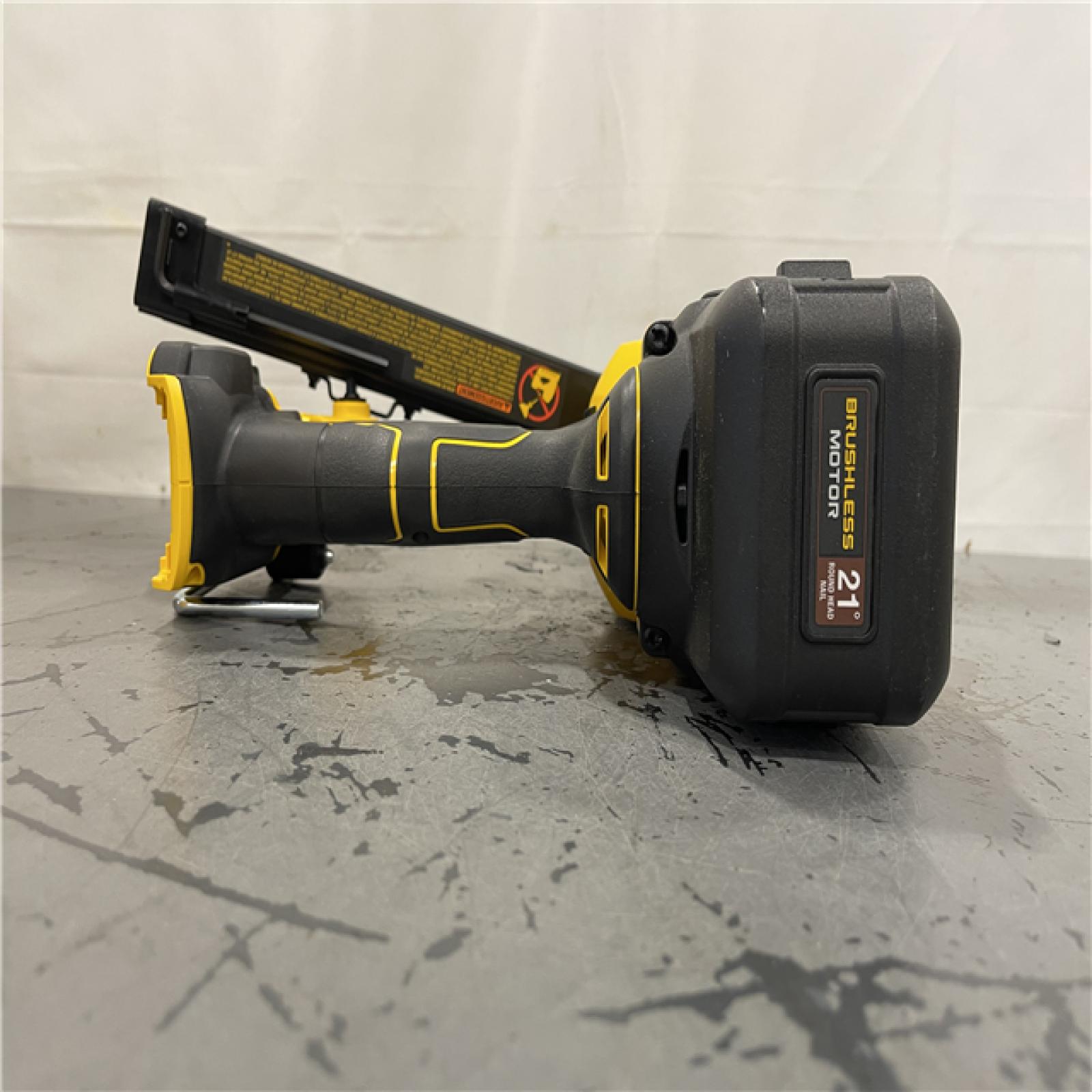 AS-IS- DEWALT 20-Volt 21° Cordless Framing Nailer (Tool-Only)