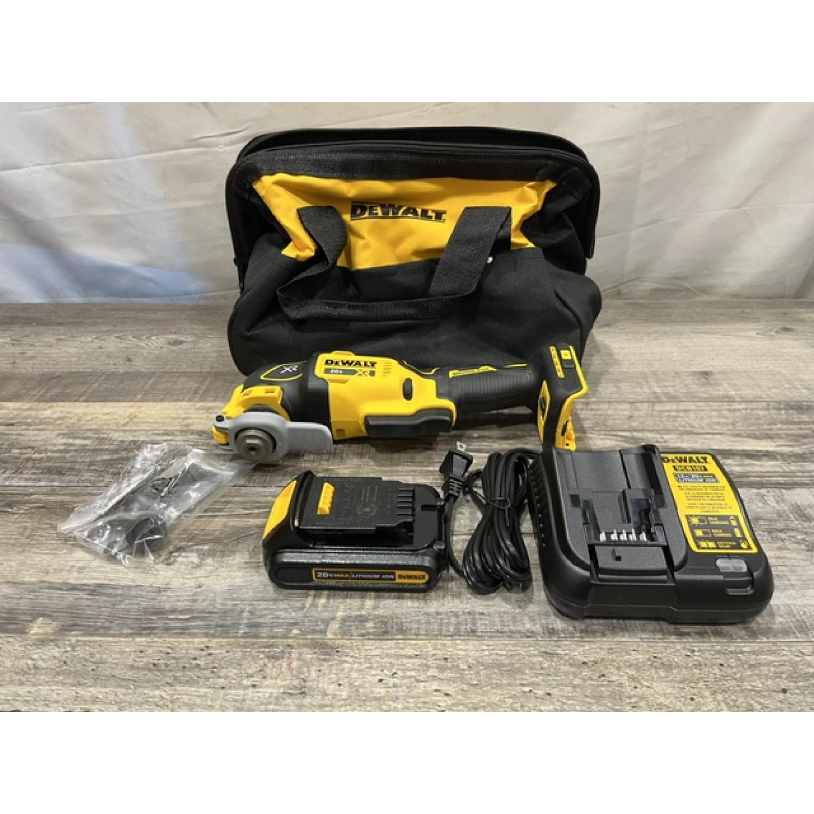 AS-IS DEWALT 20V MAX XR Cordless Brushless 3-Speed Oscillating Multi Tool Kit