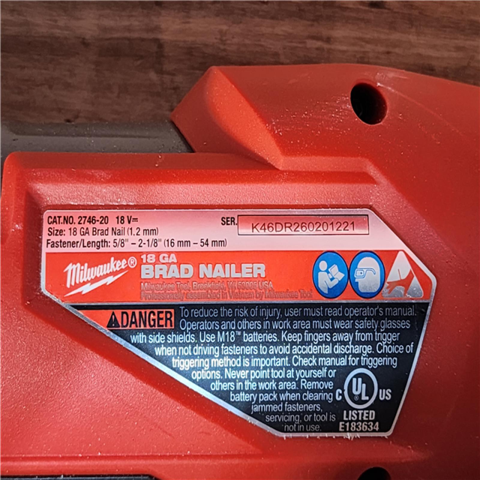 HOUSTON LOCATION - AS-IS Milwaukee FUEL 18-Volt Lithium-Ion Brushless Cordless Gen II 18-Gauge Brad Nailer (Tool-Only)