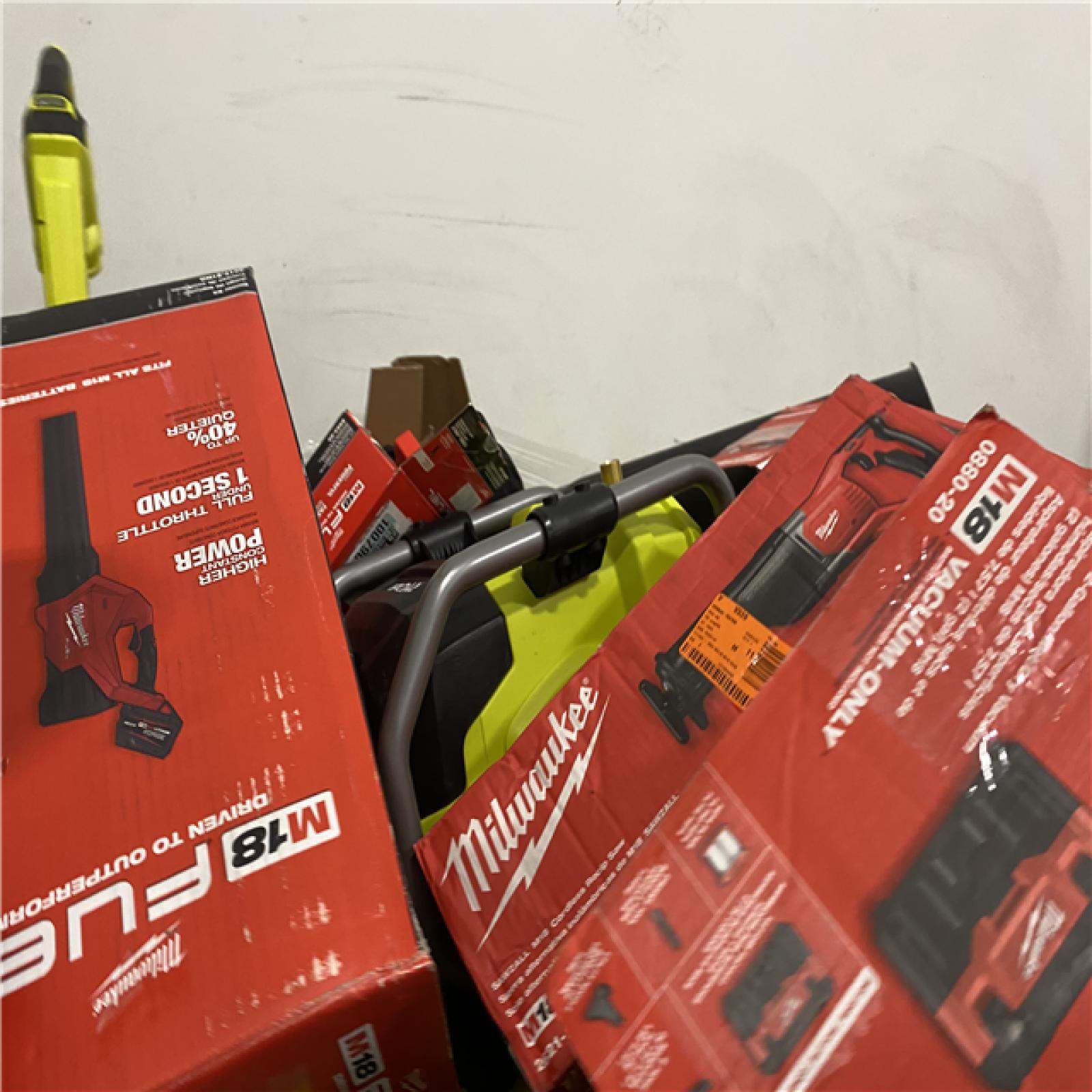 Dallas Location - As-Is Tool Pallet