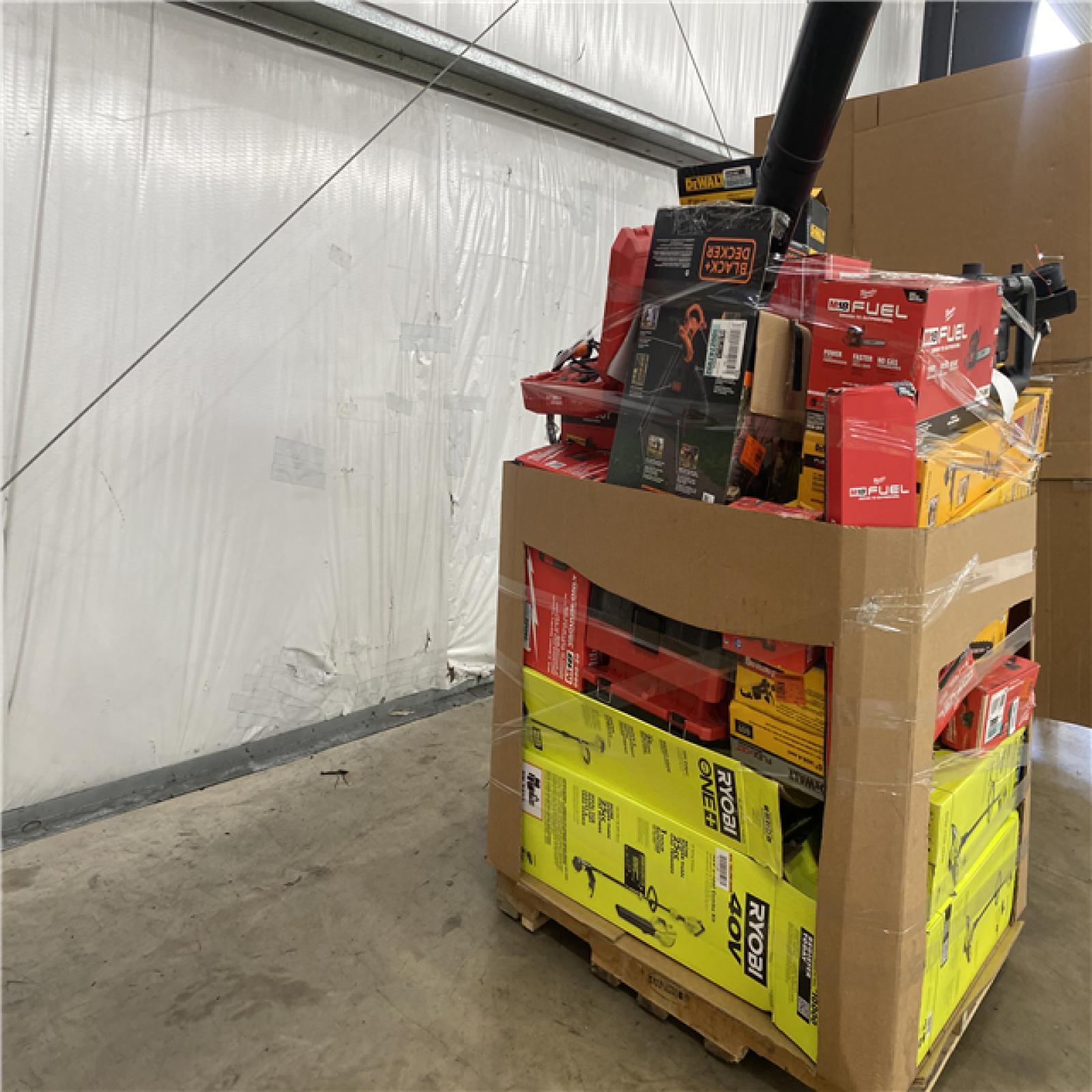 Houston Location AS IS - Tool Pallet